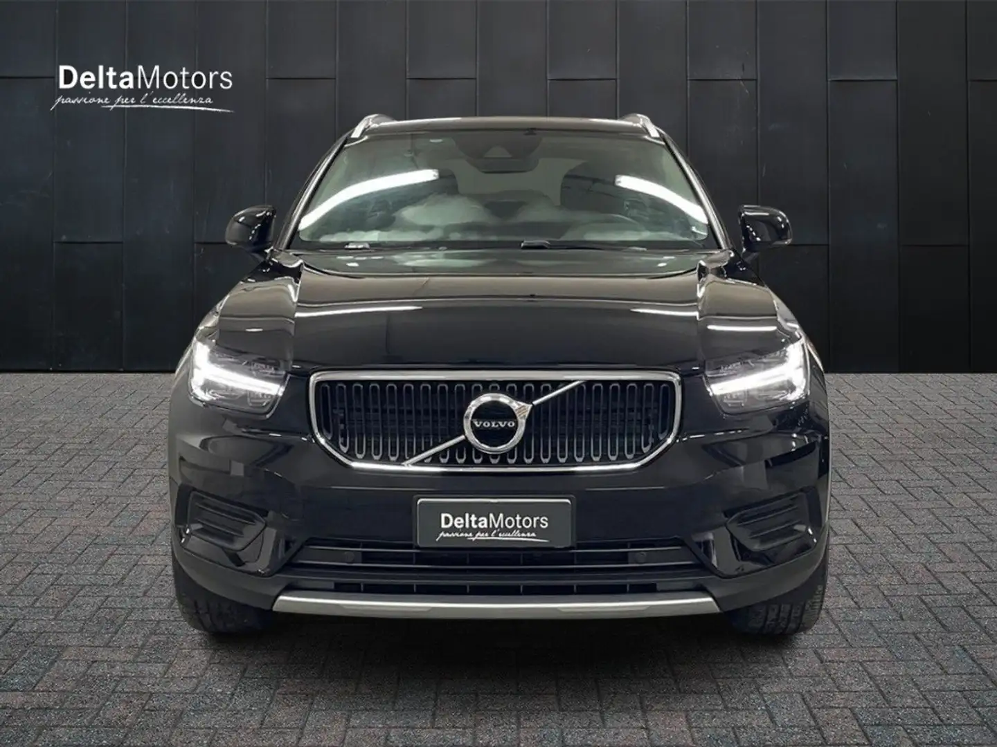 Volvo XC40 1.5 T3 Inscription Nero - 2