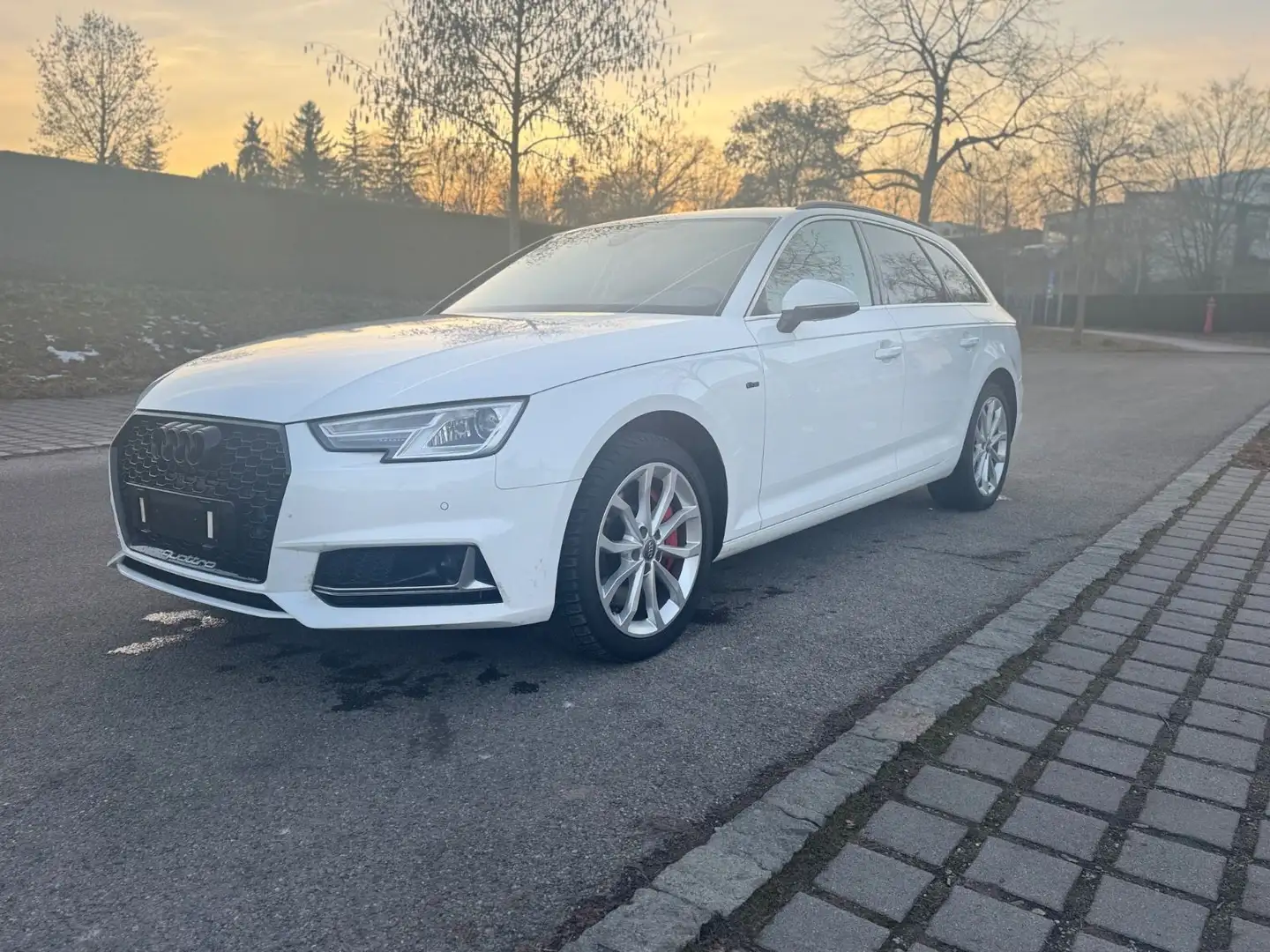 Audi A4 Avant 50 TDI quattro sport*S-line*Top* Weiß - 1
