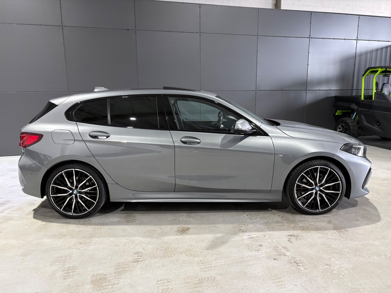 BMW 120 i M Sport*LED*Navi*AHK* — photo 4