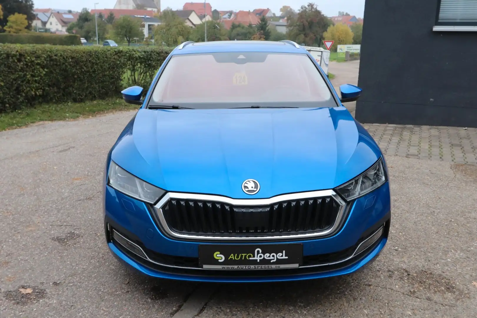 Skoda Octavia Combi Style iV LED Navi Kamera Pano. SHZ Blau - 2