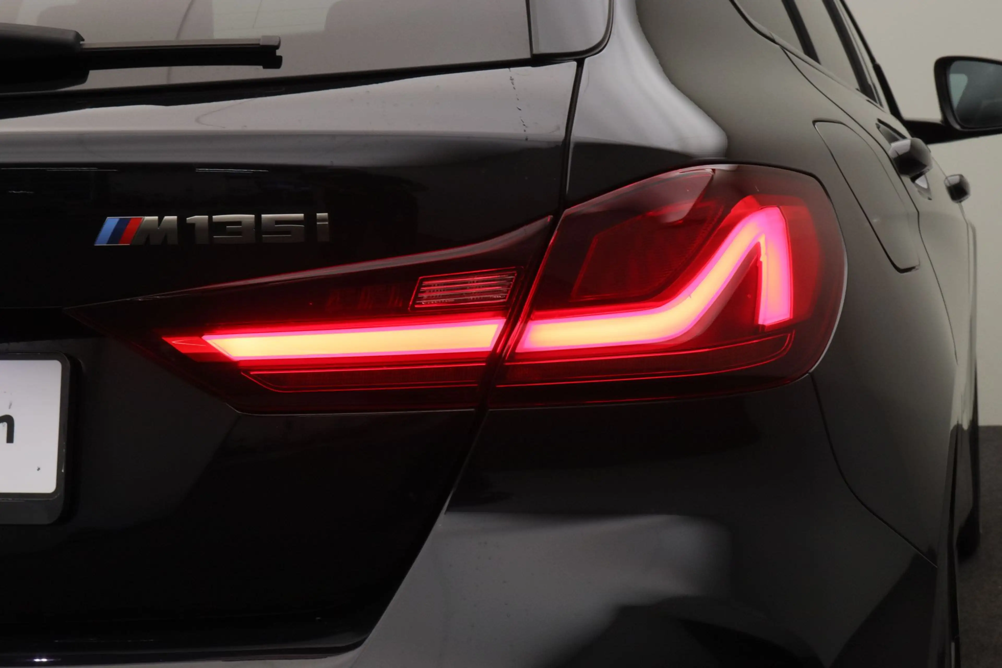 BMW 135 1-serie M135i xDrive | M-sport Shadow Line | BMW L — photo 11