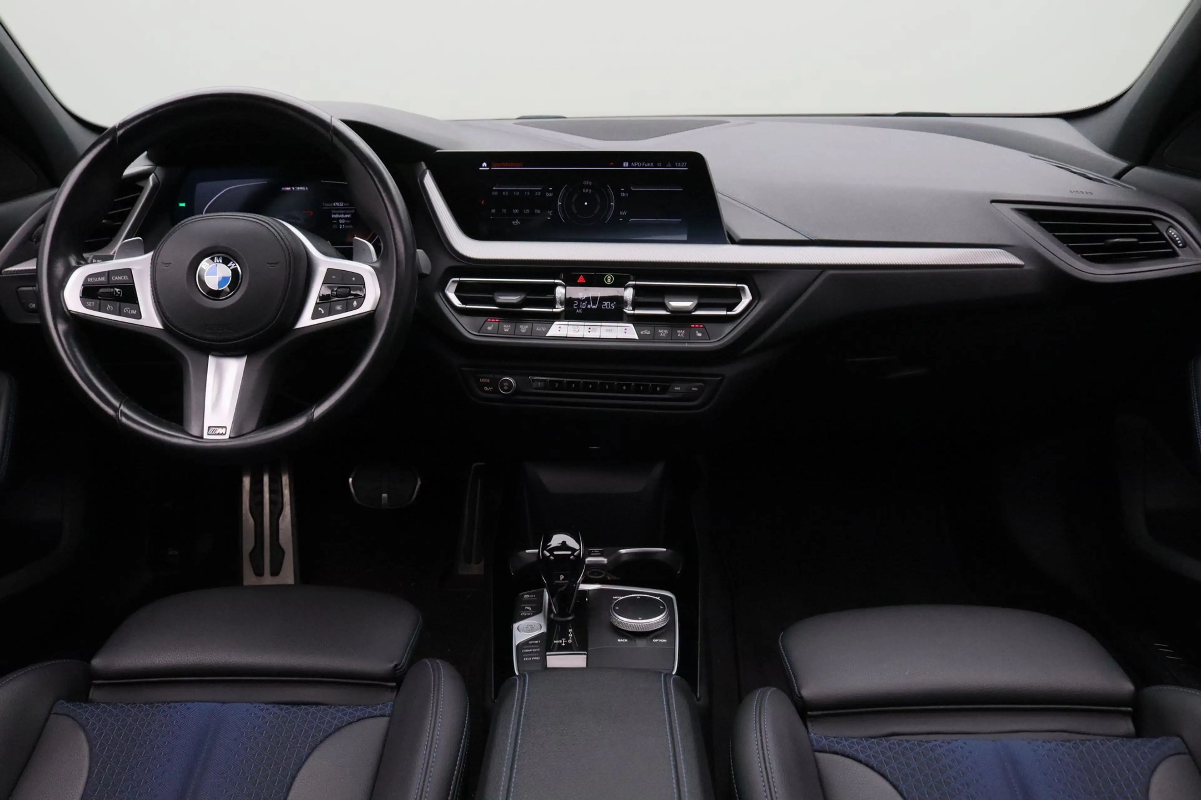 BMW 135 1-serie M135i xDrive | M-sport Shadow Line | BMW L — photo 3