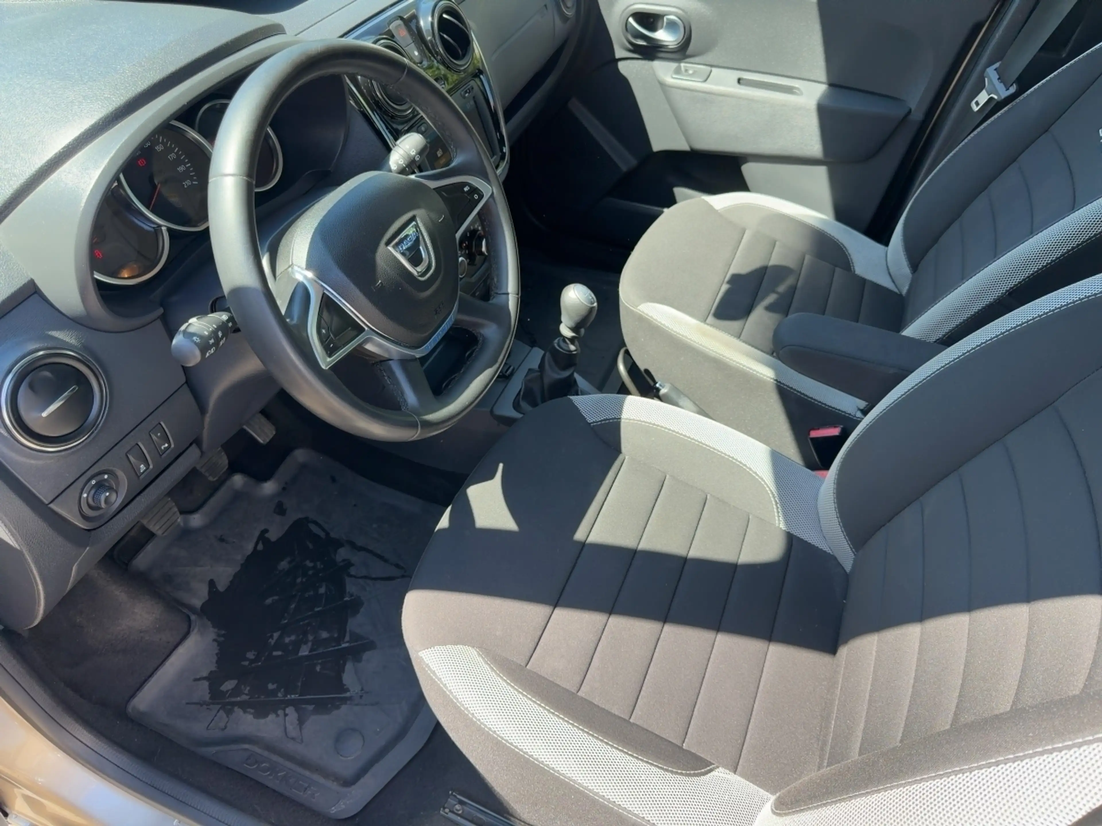 Dacia Dokker TCe130 Stepway Plus KAMERA/SITZH/GJR/NAVI — photo 14