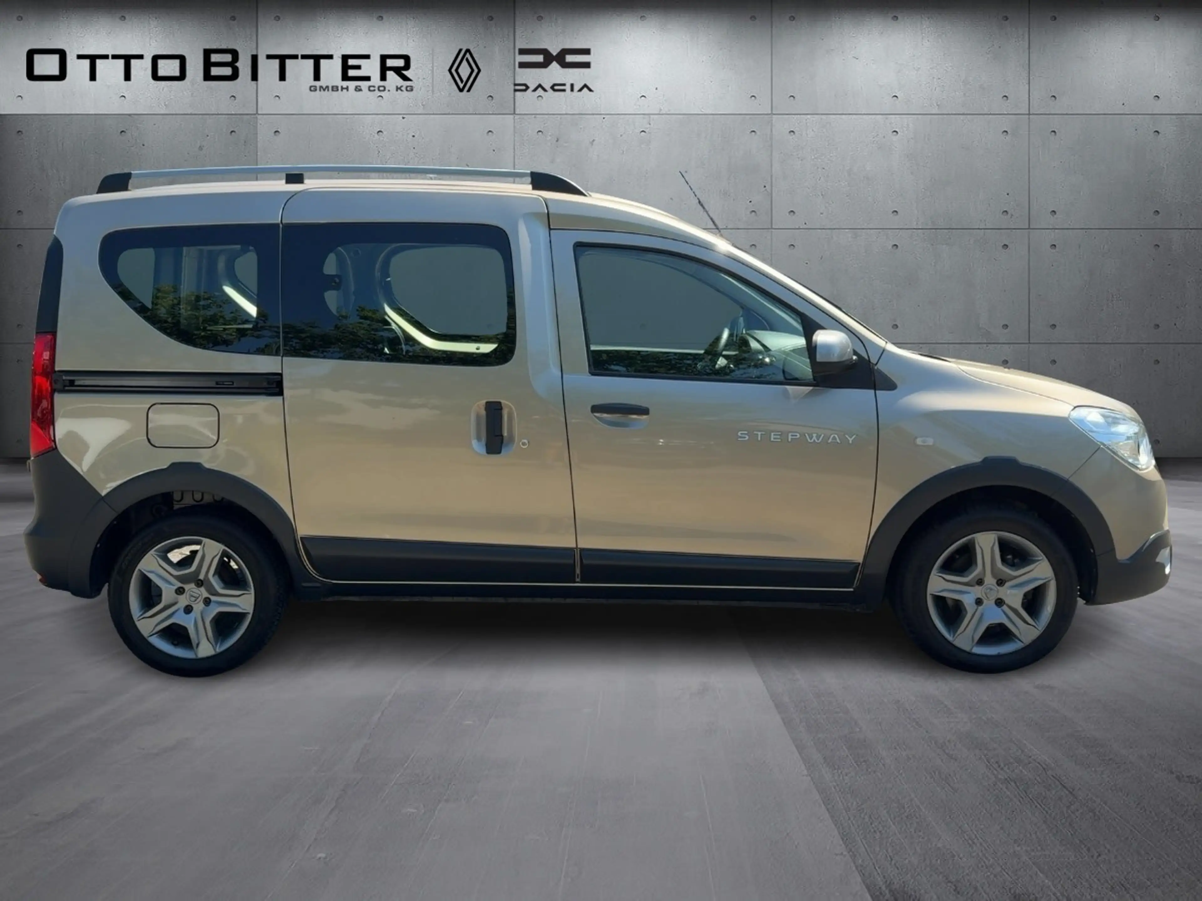 Dacia Dokker TCe130 Stepway Plus KAMERA/SITZH/GJR/NAVI — photo 5