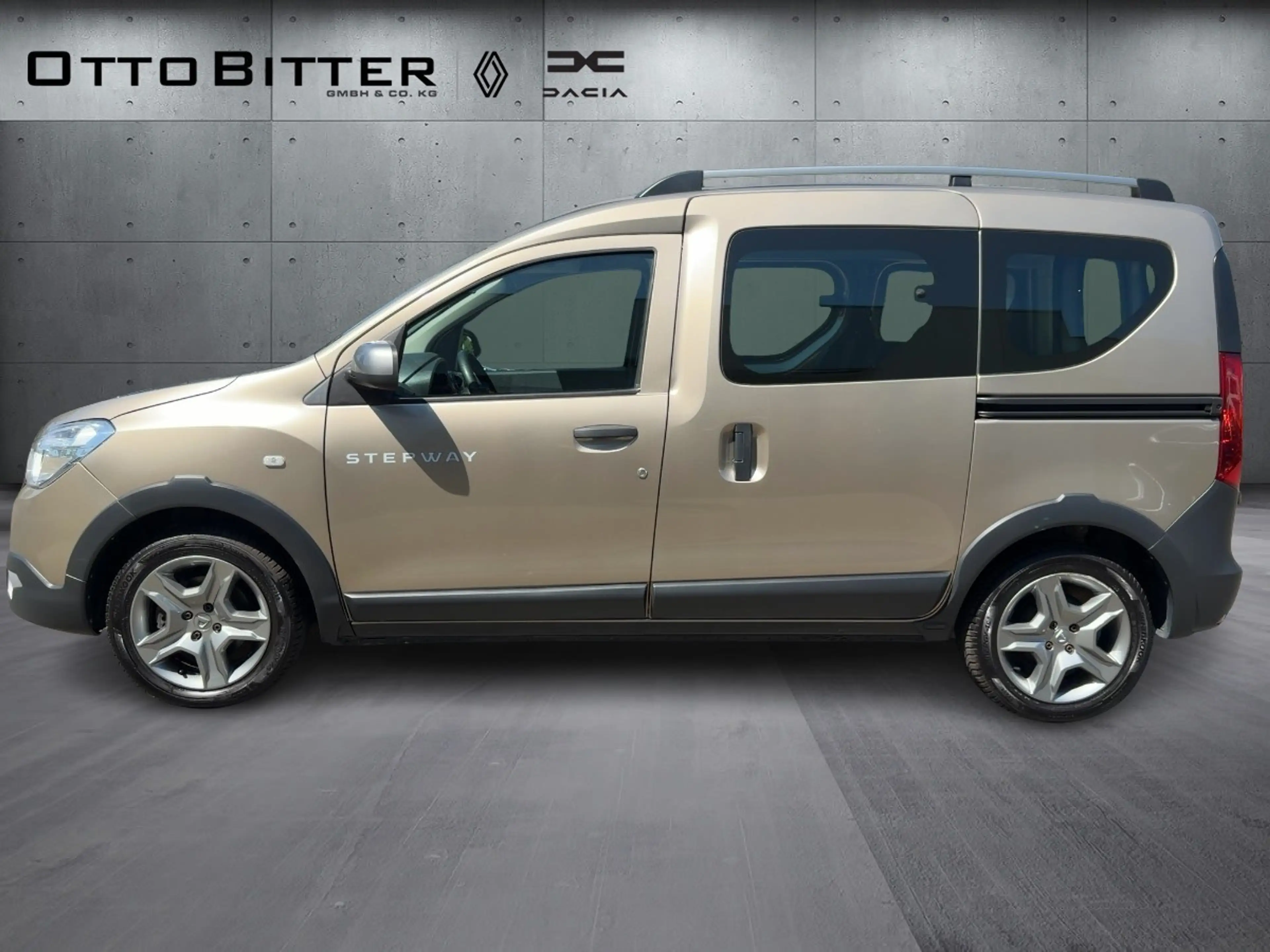 Dacia Dokker TCe130 Stepway Plus KAMERA/SITZH/GJR/NAVI — photo 2