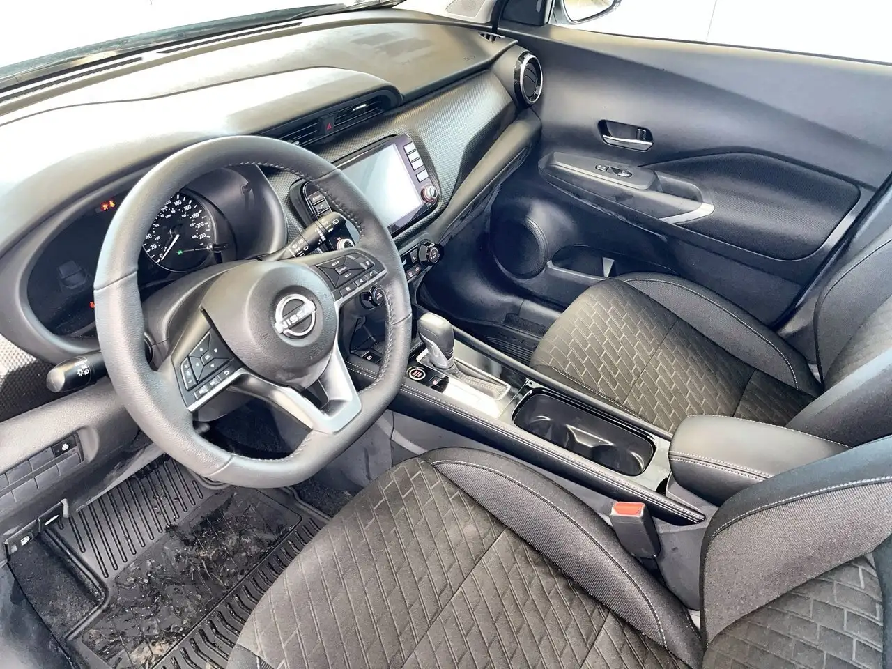 Nissan Kicks снимка Nissan Kicks