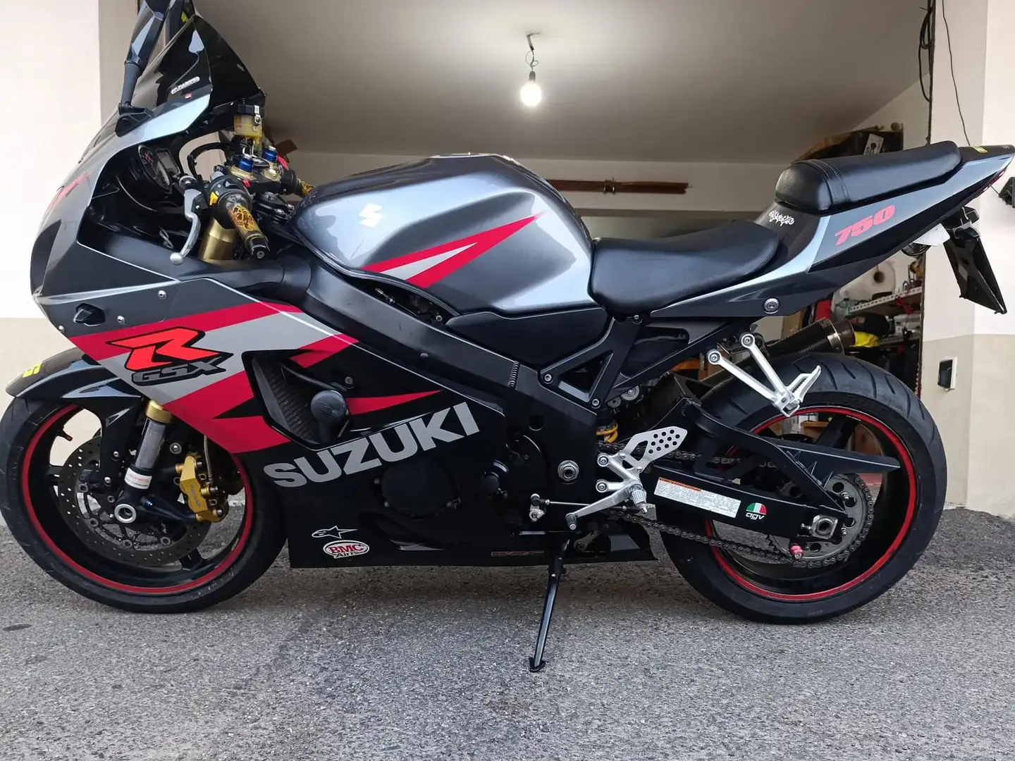 Suzuki GSX-R 750 Grigio - 2