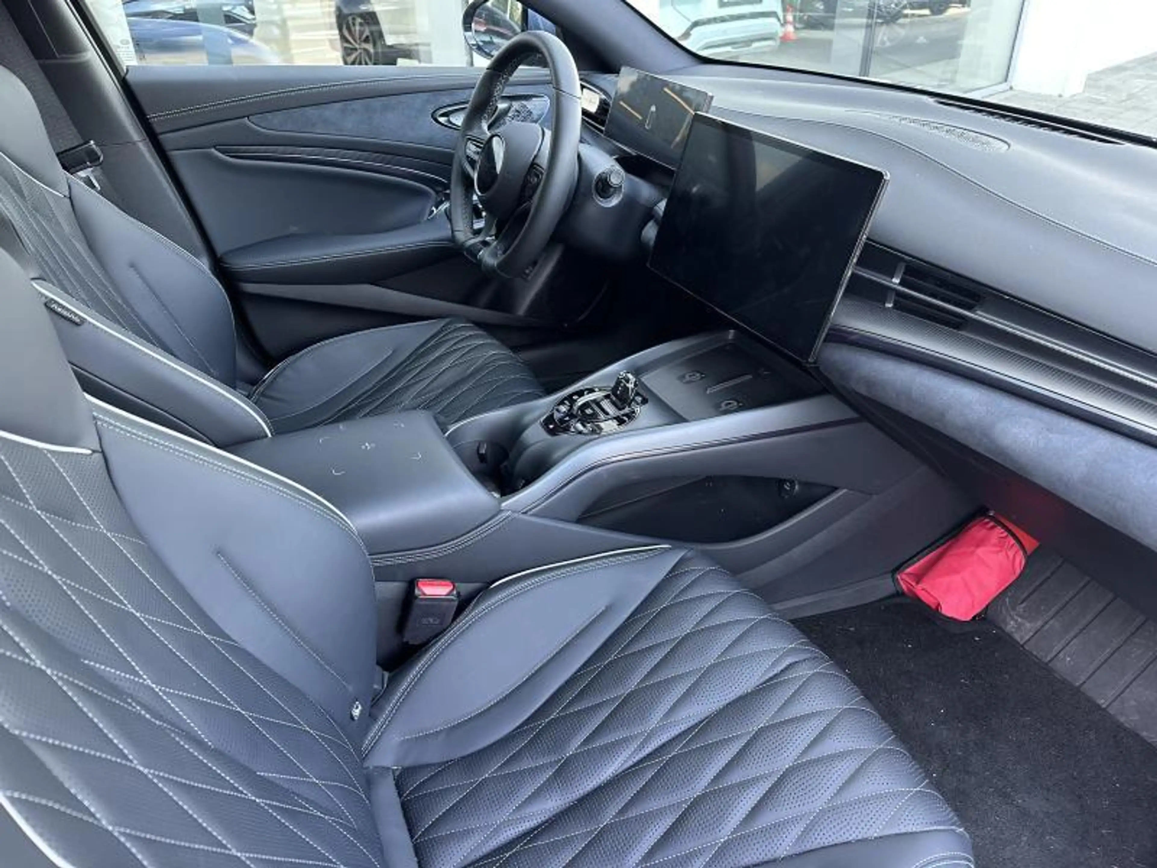 BYD Seal DESIGN RWD DIRECT BESCHIKBAAR — photo 2