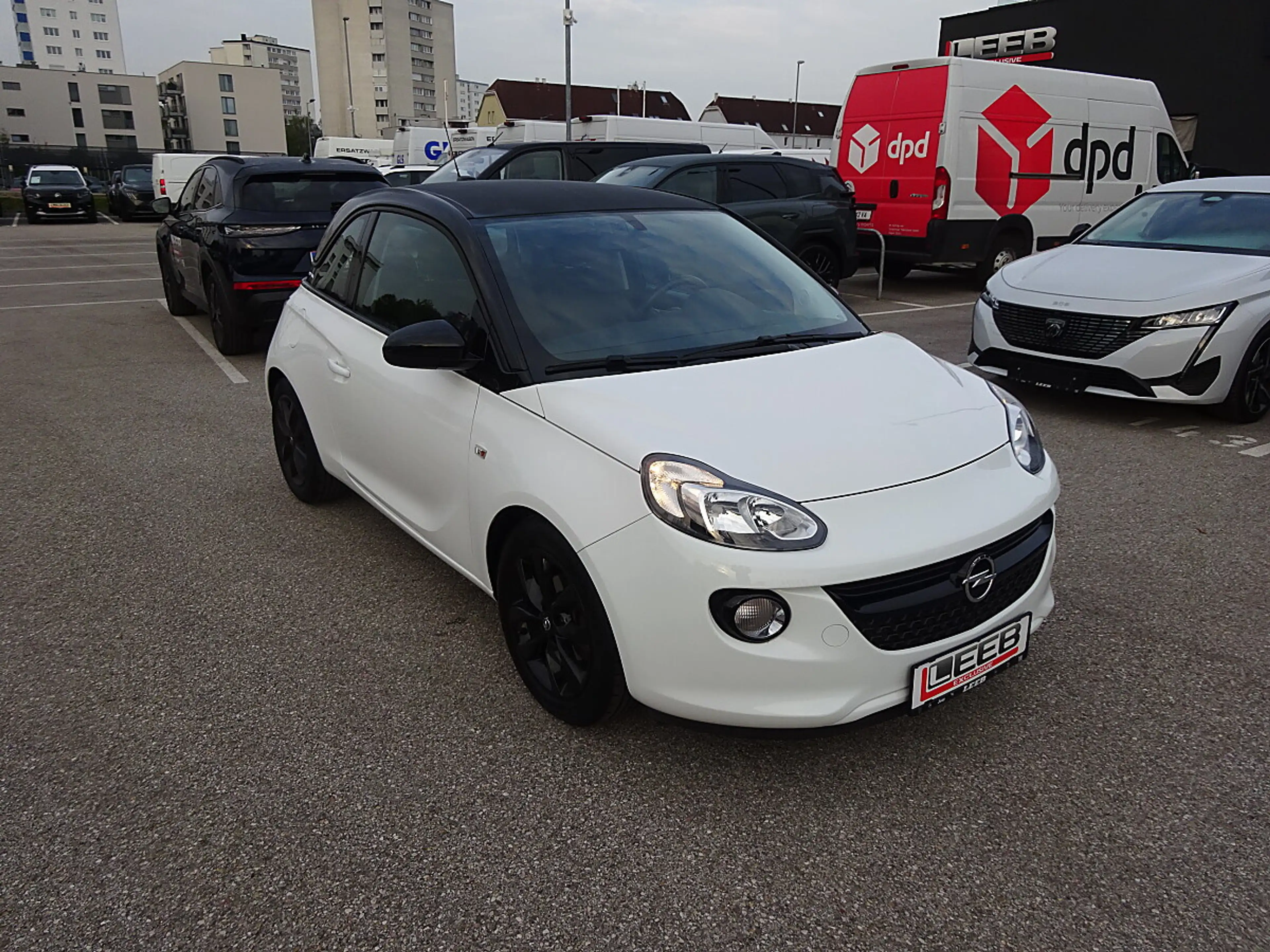 Opel Adam 1.2 Unlimited — photo 3