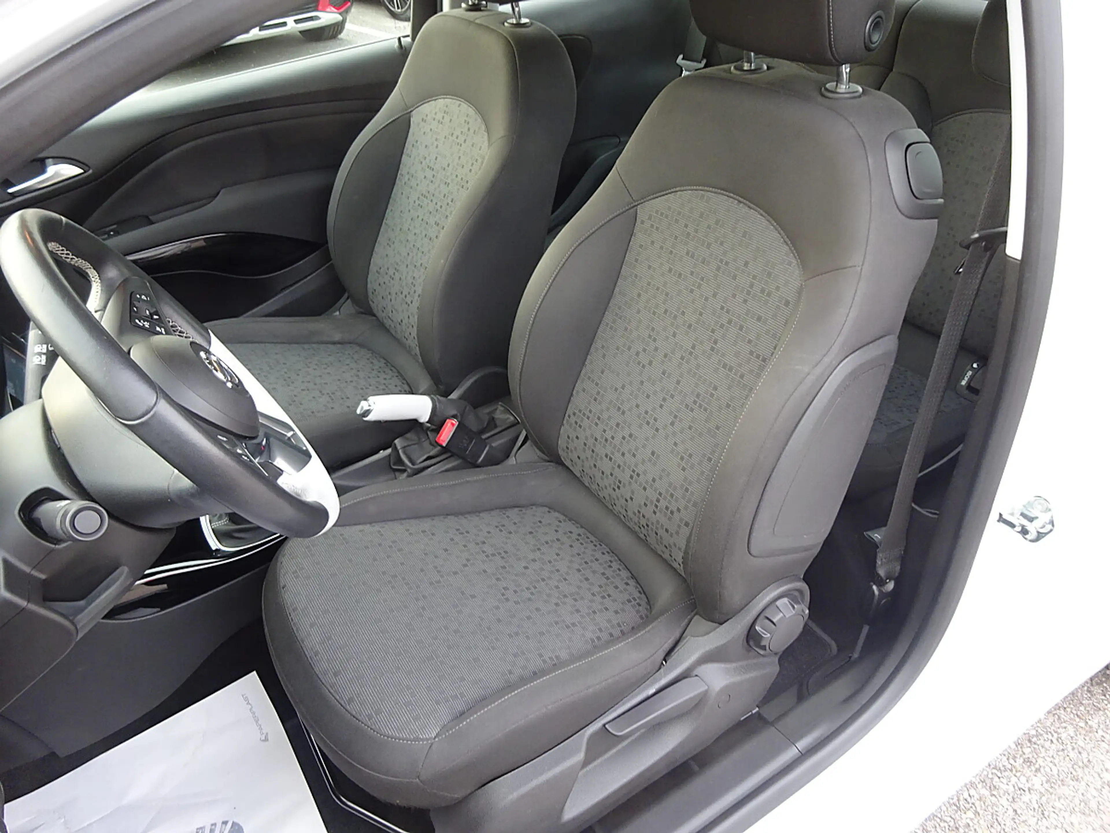 Opel Adam 1.2 Unlimited — photo 5