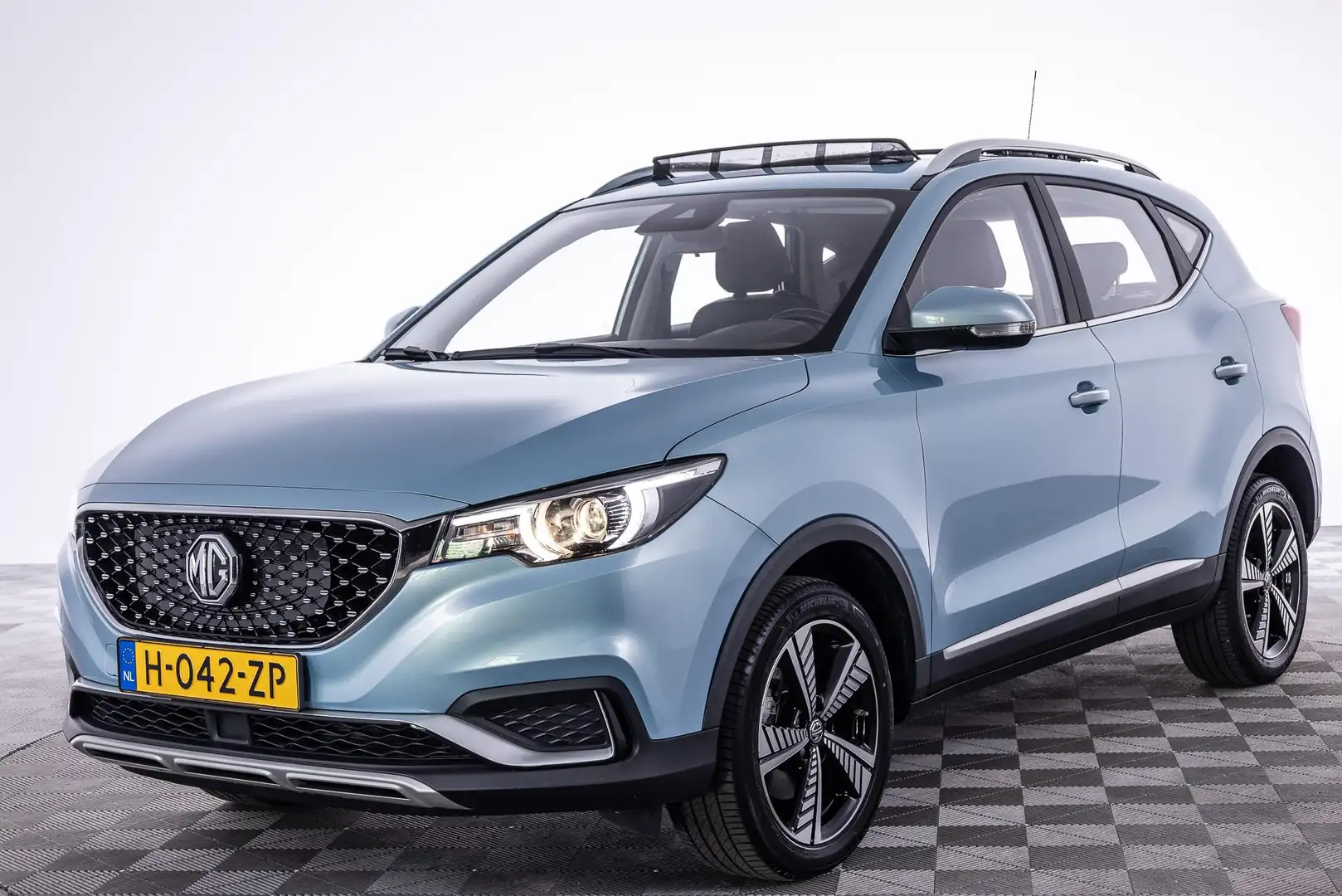 MG ZS MG EV Luxury 45 kWh | AUTOMAAT | LEDER | APPLE CAR Blauw - 2