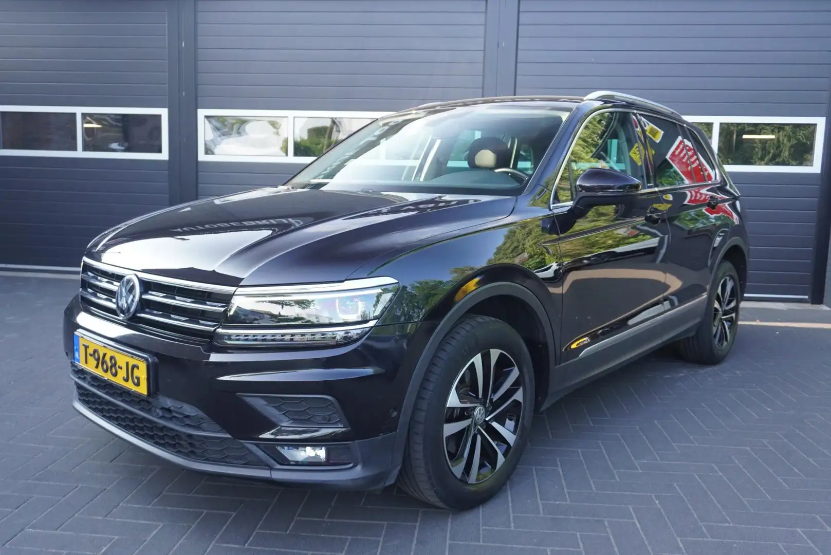 Volkswagen Tiguan 1.5 TSI ACT Highline Business Aut/Climate Control/ Noir - 1