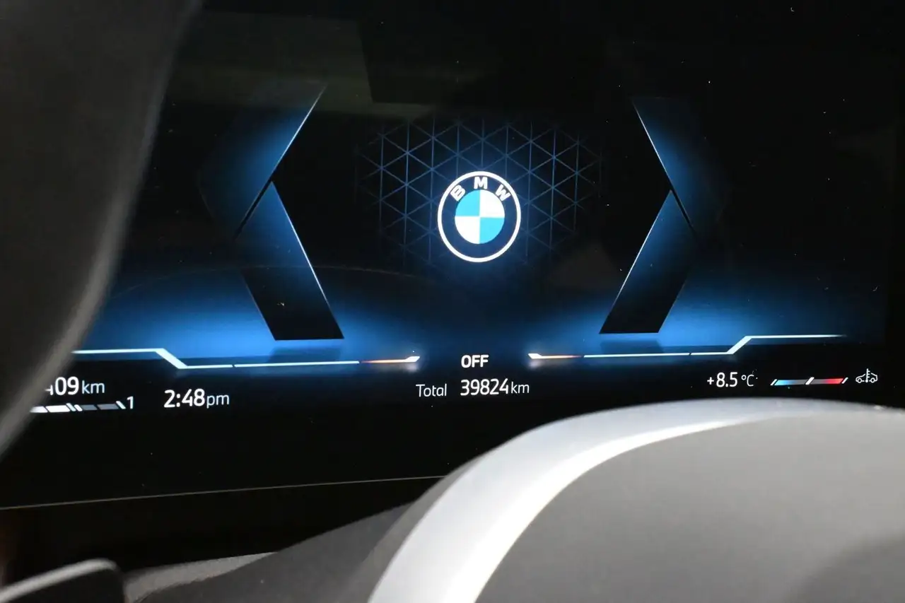 BMW X1 снимка BMW X1