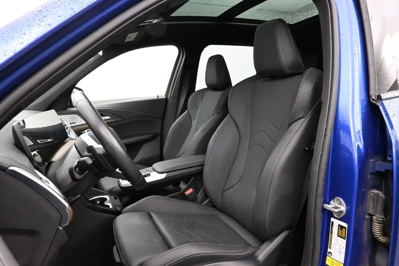BMW X1 снимка BMW X1