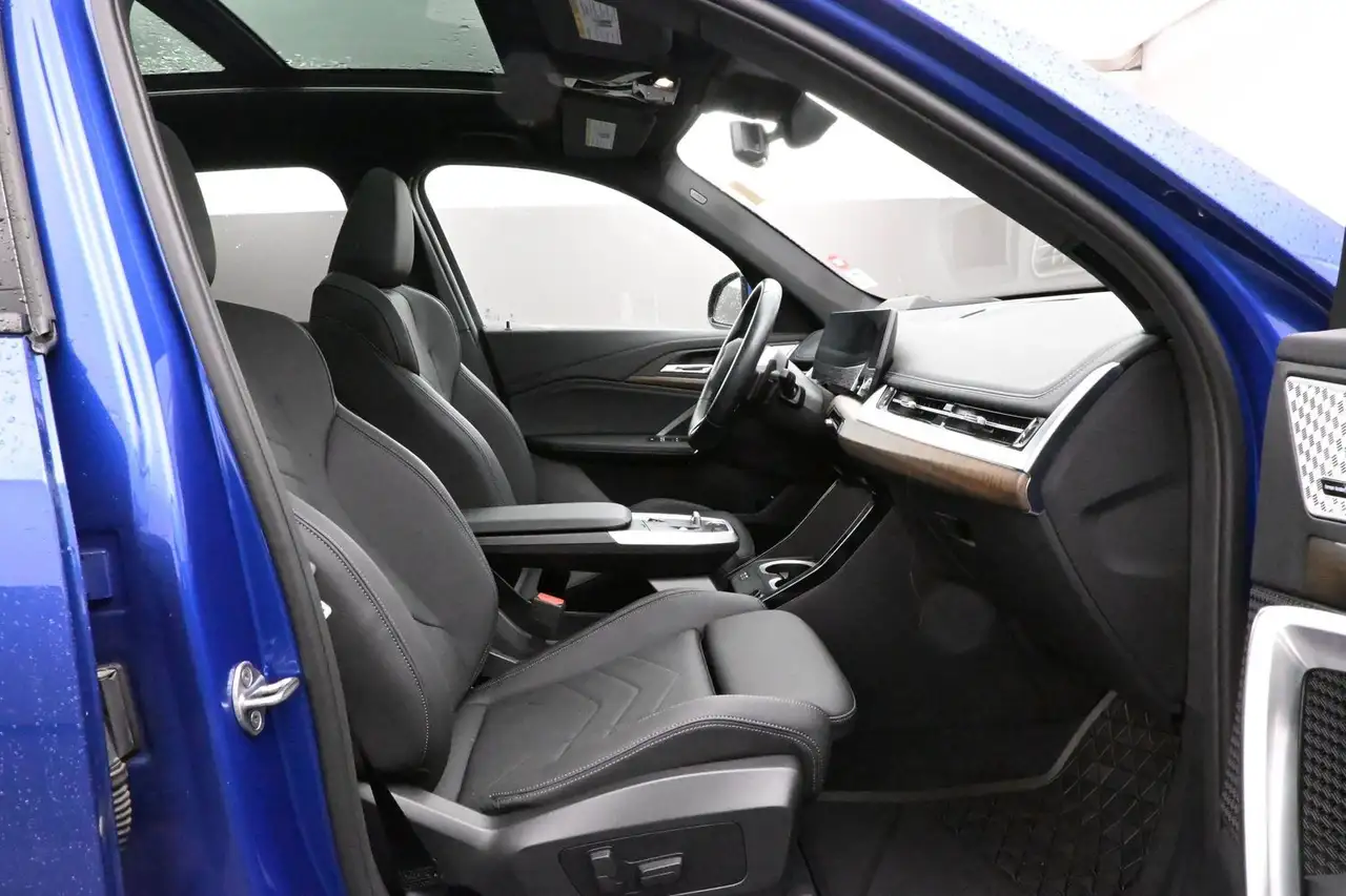 BMW X1 снимка BMW X1