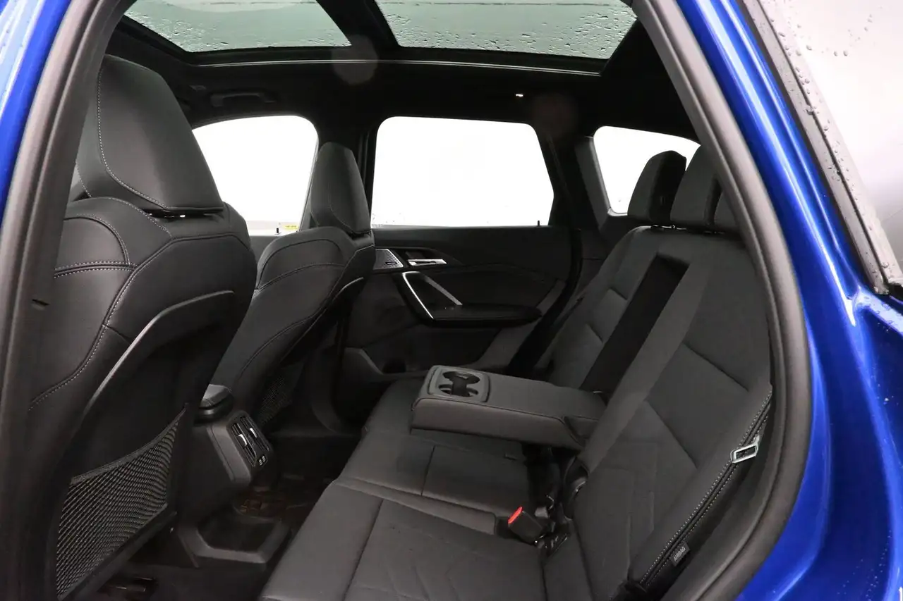 BMW X1 снимка BMW X1