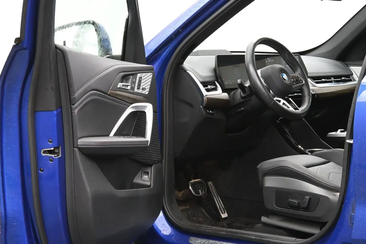 BMW X1 снимка BMW X1