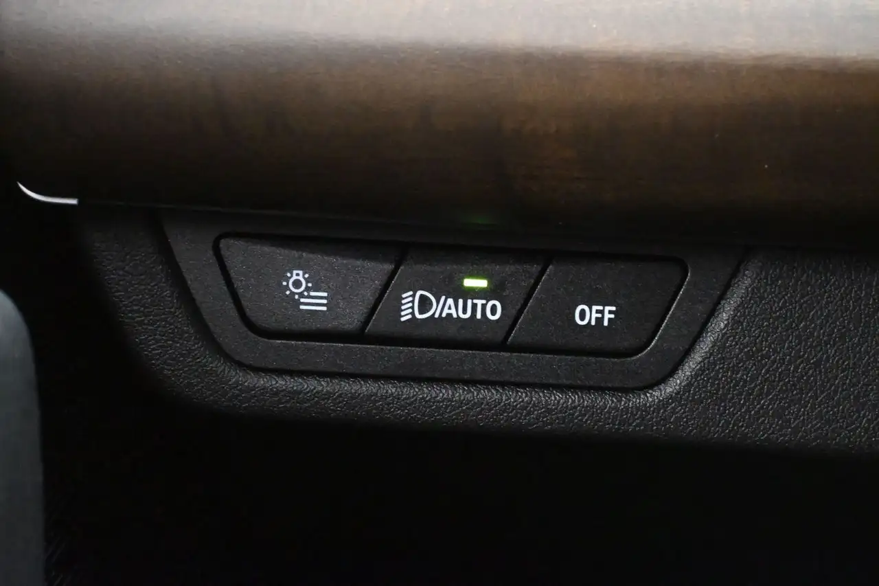 BMW X1 снимка BMW X1