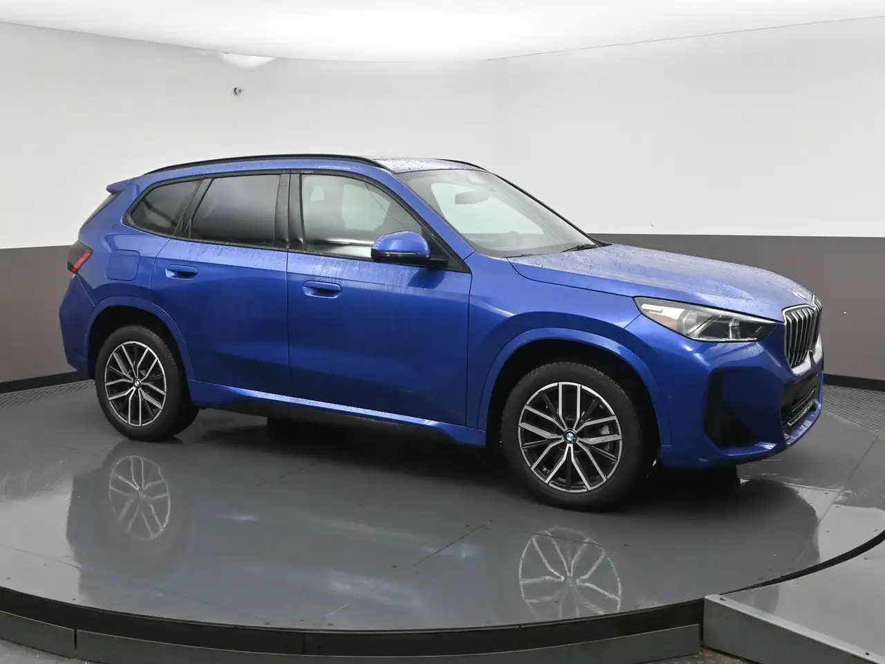 2023 BMW X1