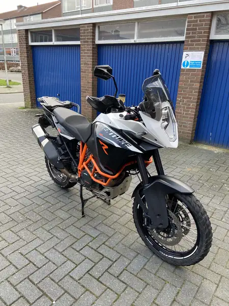 KTM 1190 Adventure - foto 6