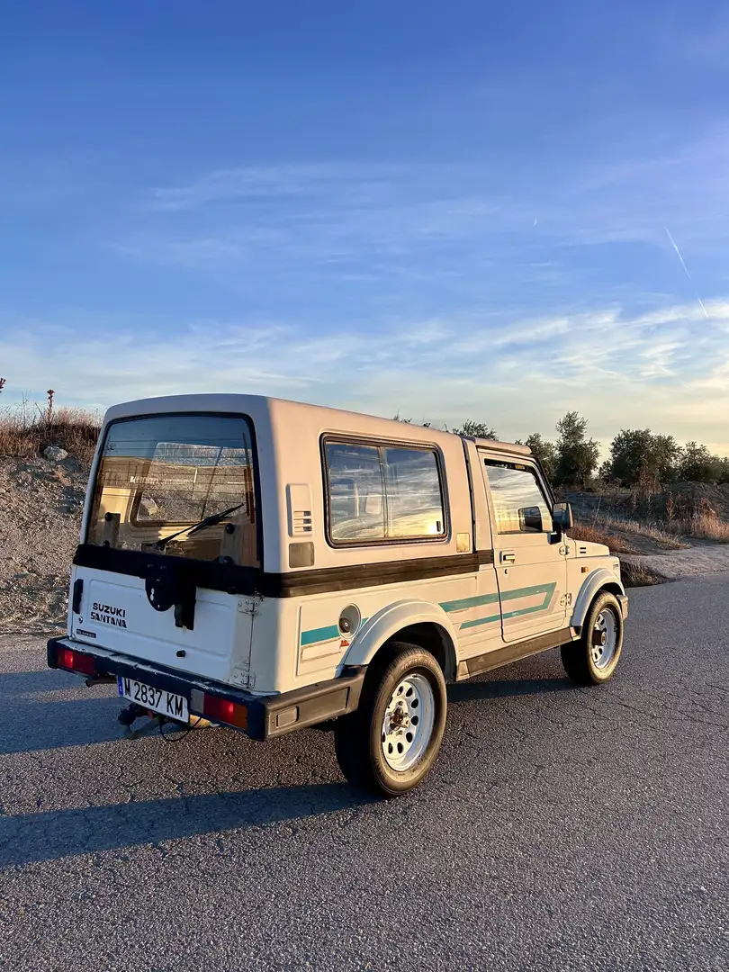 Suzuki Santana - 2
