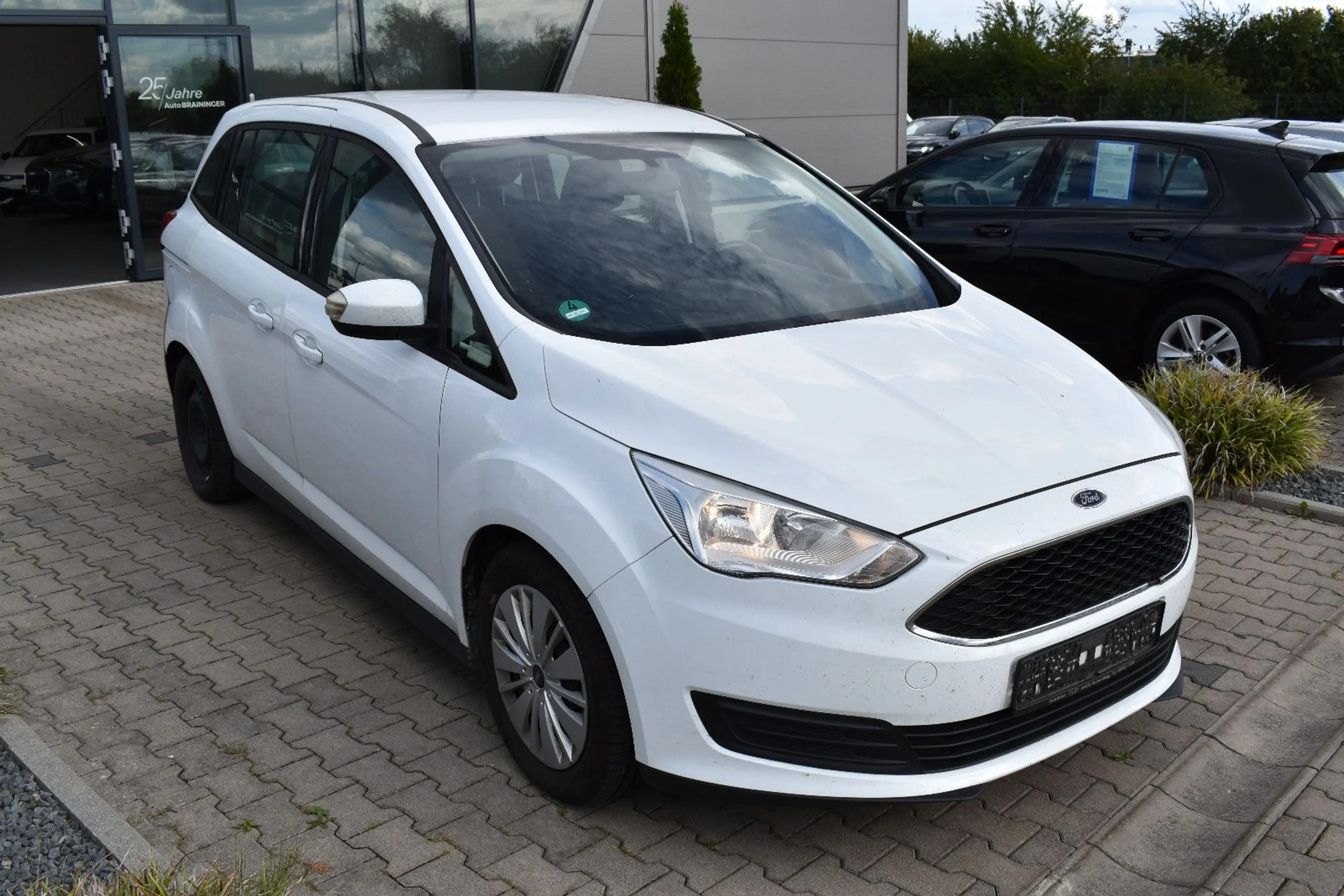 Ford Grand C-Max Grand C-MAX 1.5CDTI Trend 7-Sitzer~AHK~HiFi — photo 5