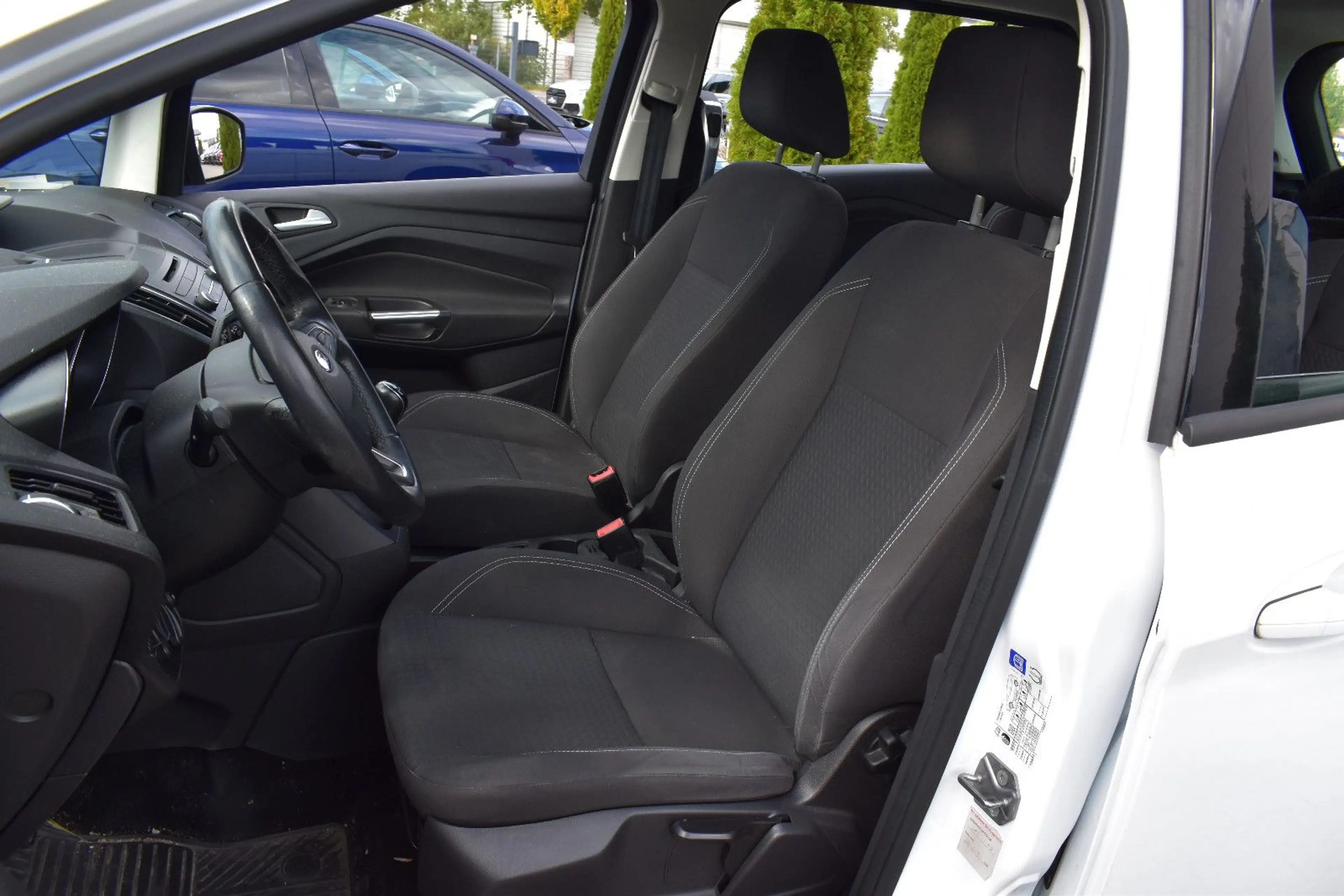 Ford Grand C-Max Grand C-MAX 1.5CDTI Trend 7-Sitzer~AHK~HiFi — photo 8