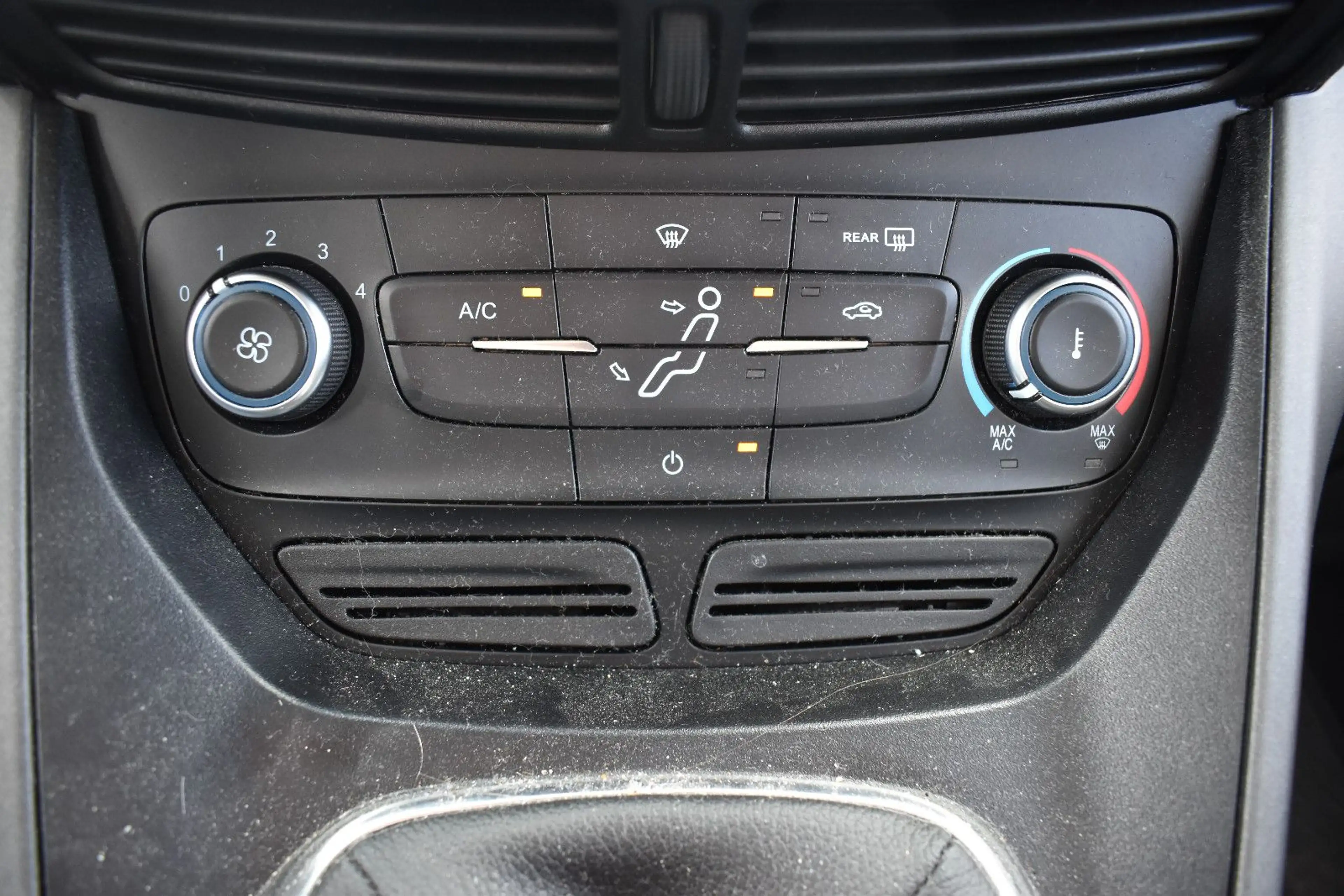 Ford Grand C-Max Grand C-MAX 1.5CDTI Trend 7-Sitzer~AHK~HiFi — photo 13