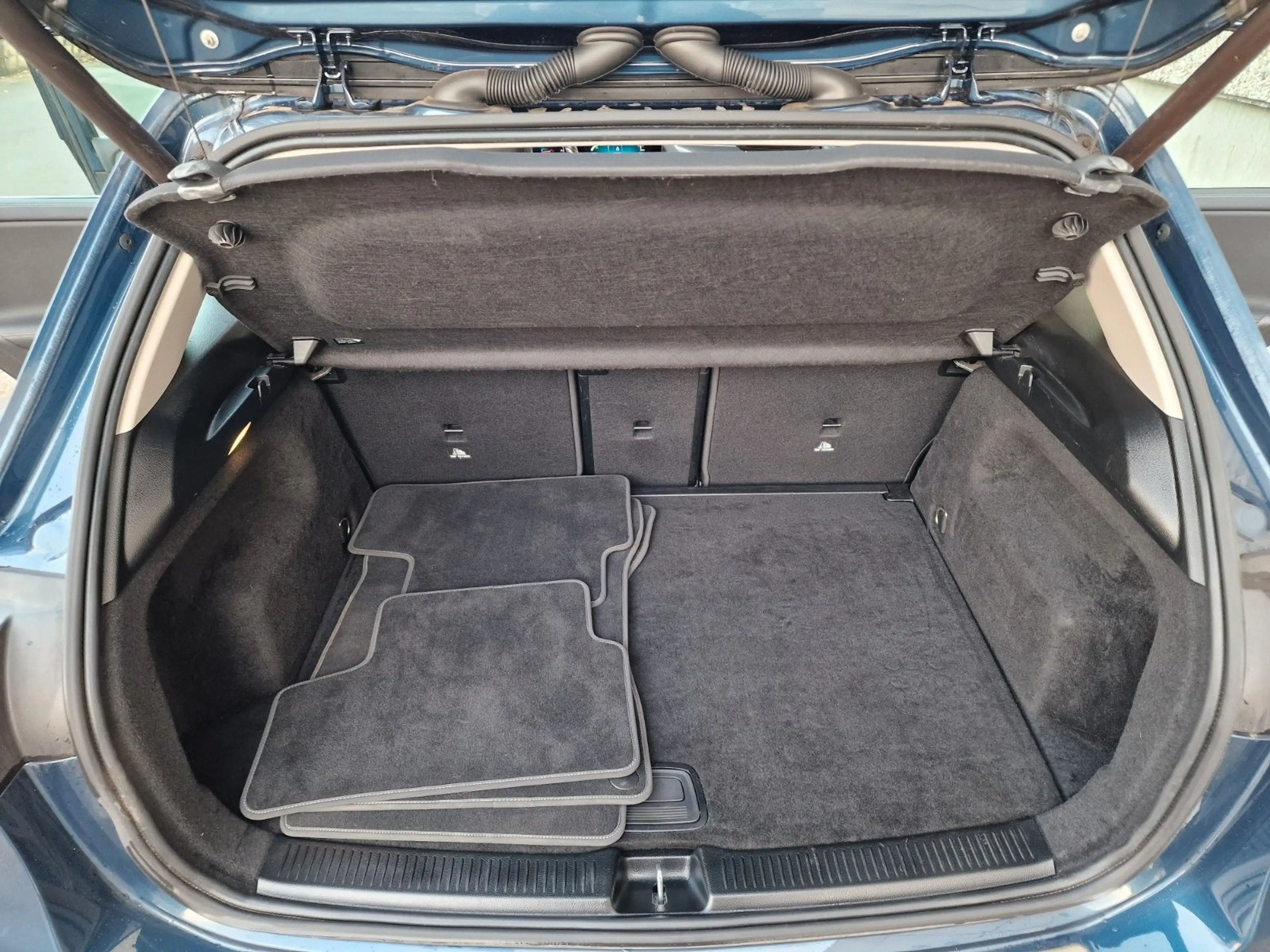 Mercedes-Benz B 180 d Aut.7G /Progressive/WIDESCREEN/MULTIBEAM+ — photo 21