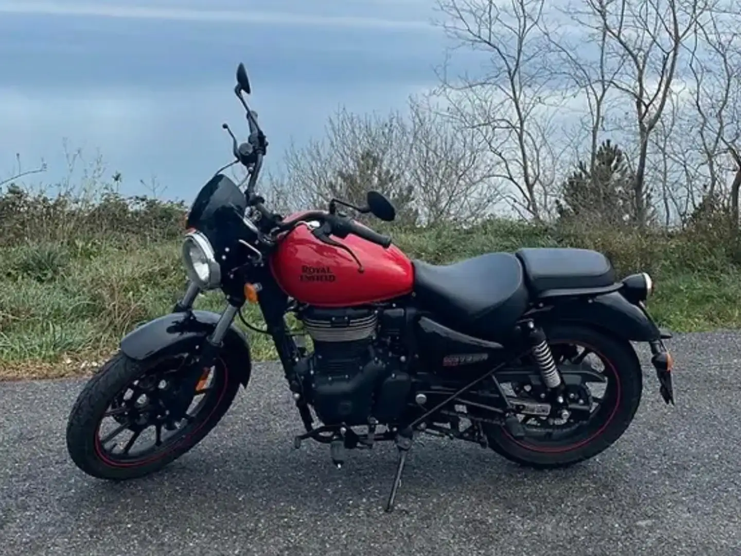 Royal Enfield Meteor 350 Rosso - 2