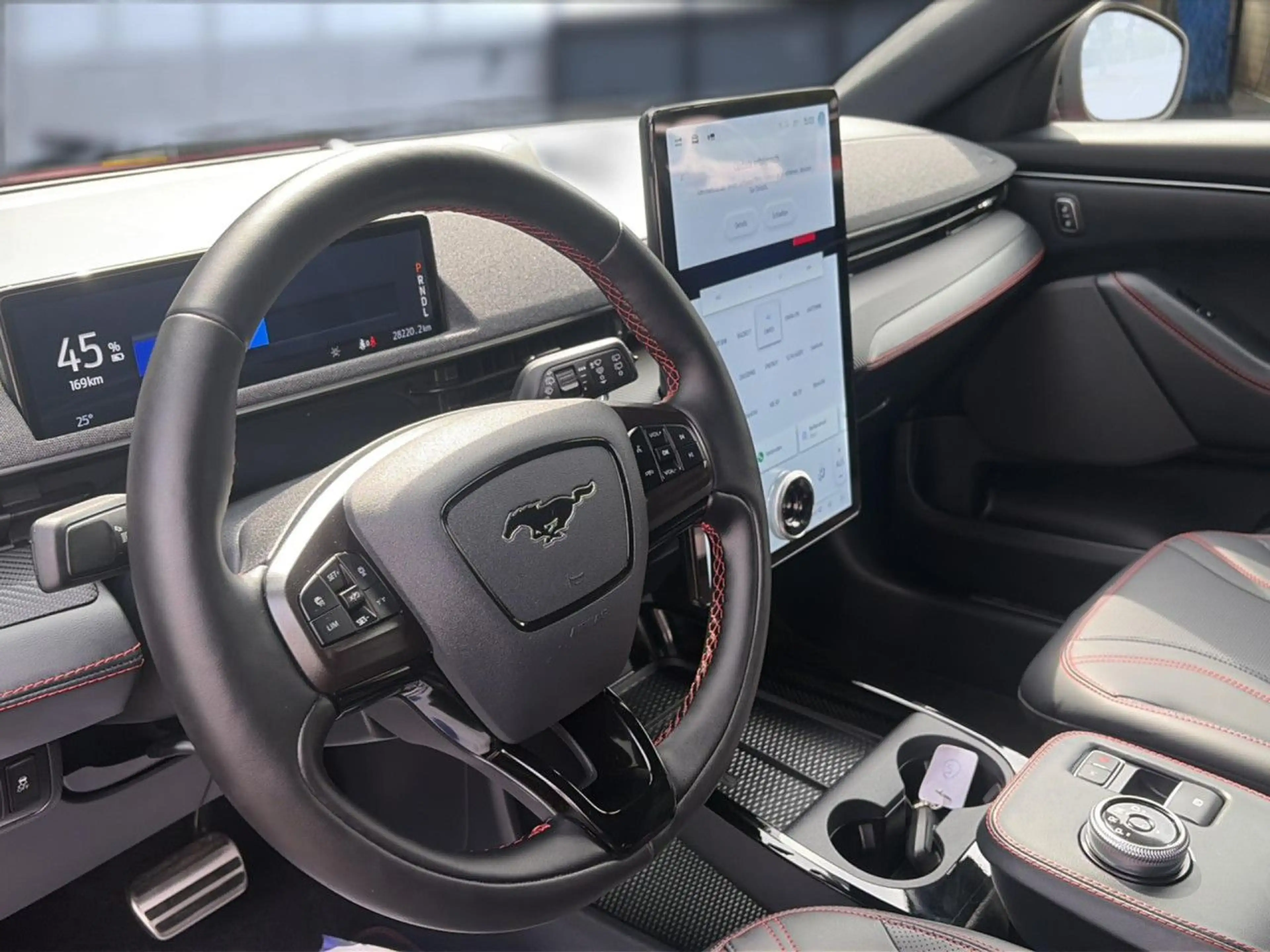 Ford Mustang Mach-E AWD iACC Matrix-LED Kamera Navi PDC — photo 8