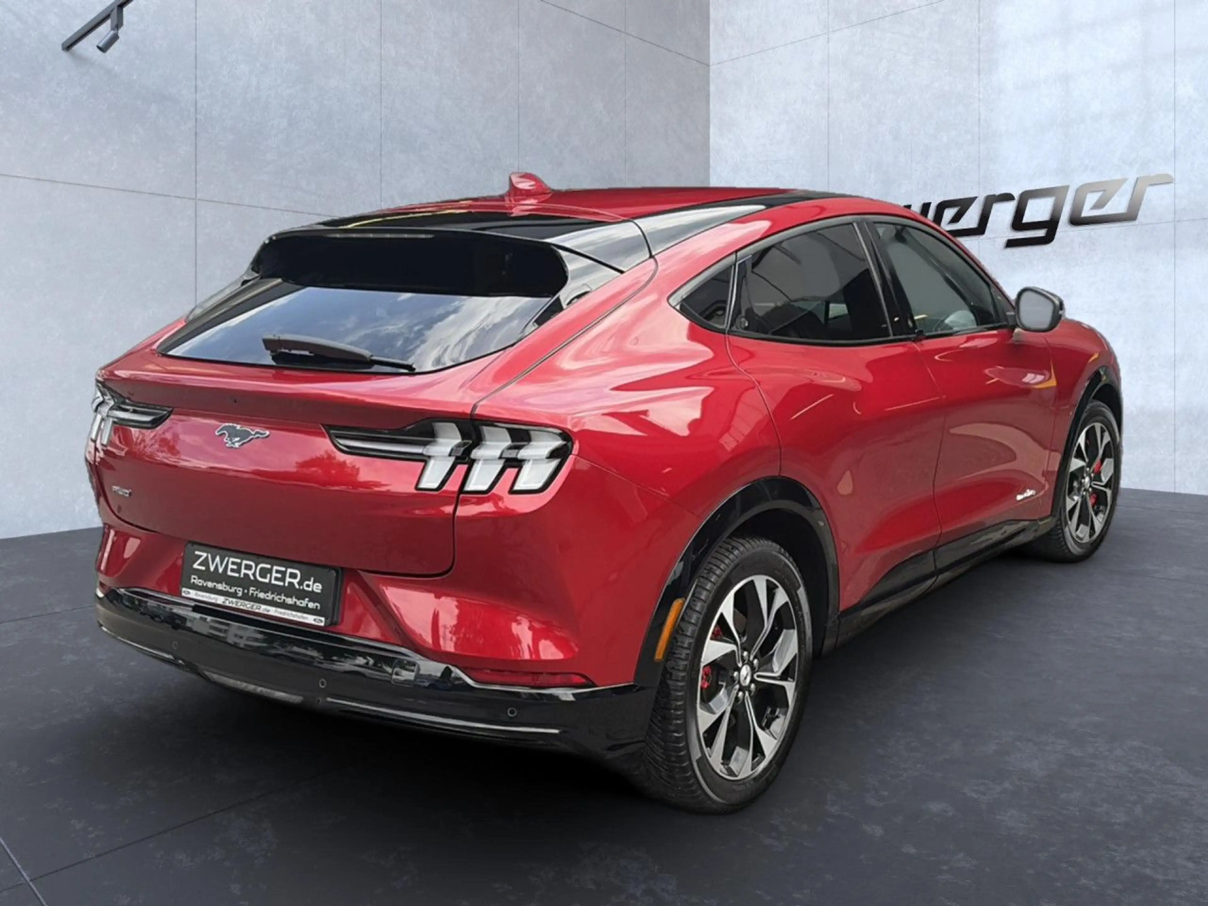 Ford Mustang Mach-E AWD iACC Matrix-LED Kamera Navi PDC — photo 3