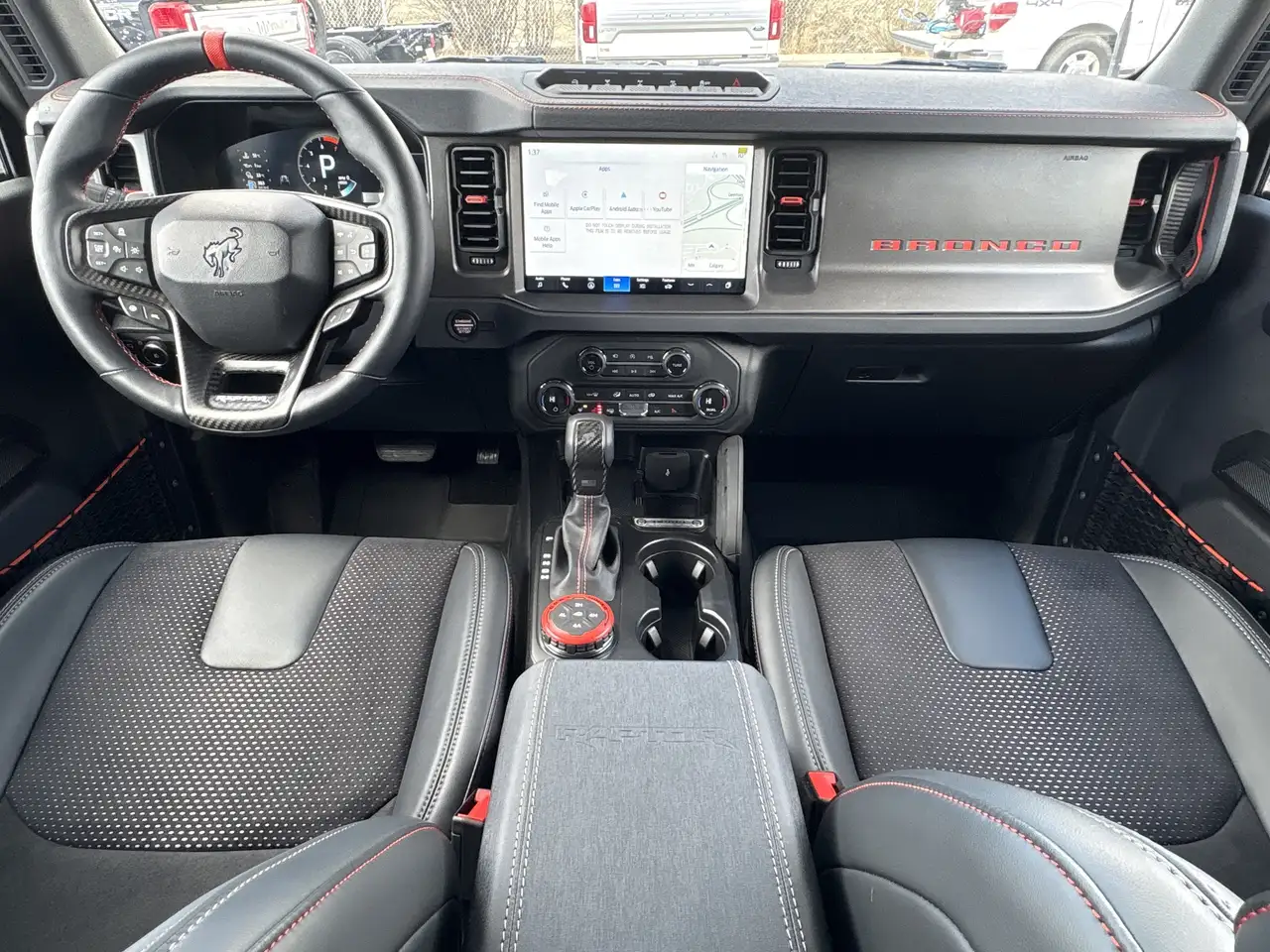 Ford Bronco снимка Ford Bronco