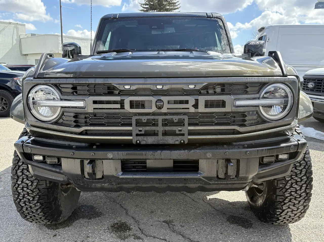 Ford Bronco снимка Ford Bronco