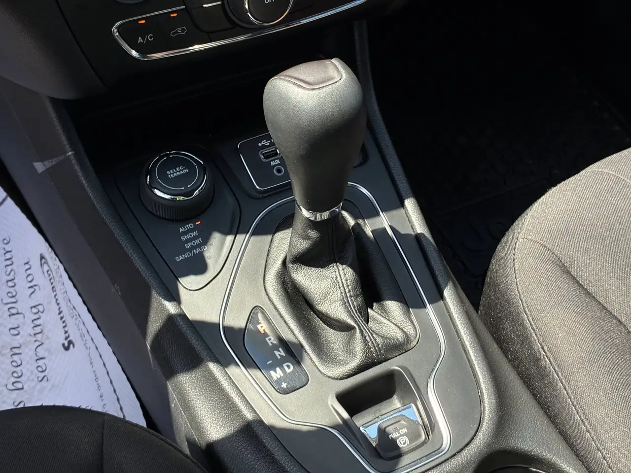 Jeep Cherokee снимка Jeep Cherokee
