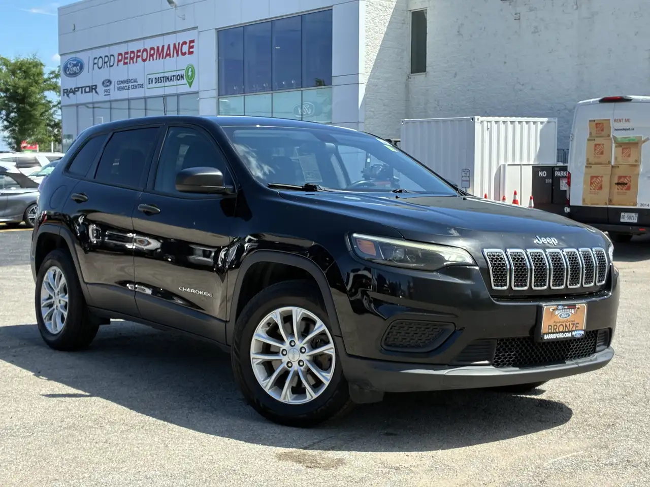 Jeep Cherokee снимка Jeep Cherokee