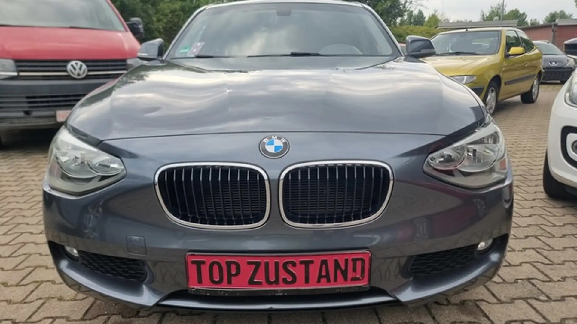 BMW 114 114i 1,6 + Standheizung + Sitzheizung + KLIMA Gris - 2