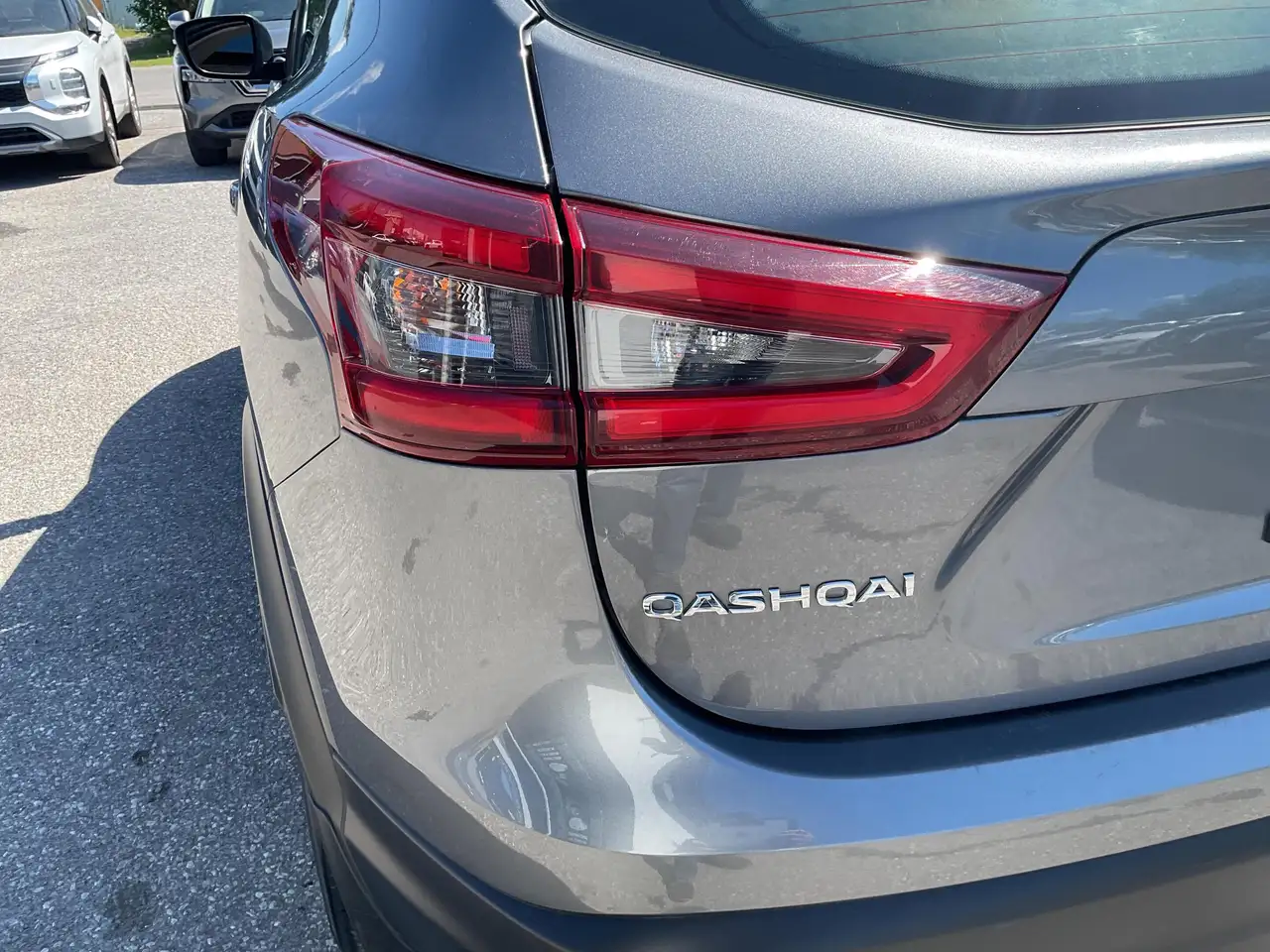 Nissan Qashqai снимка Nissan Qashqai