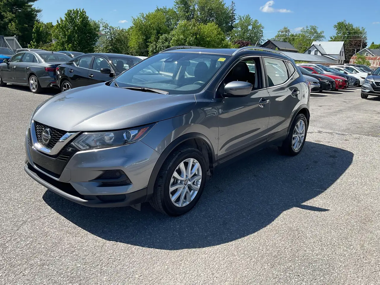 Nissan Qashqai снимка Nissan Qashqai