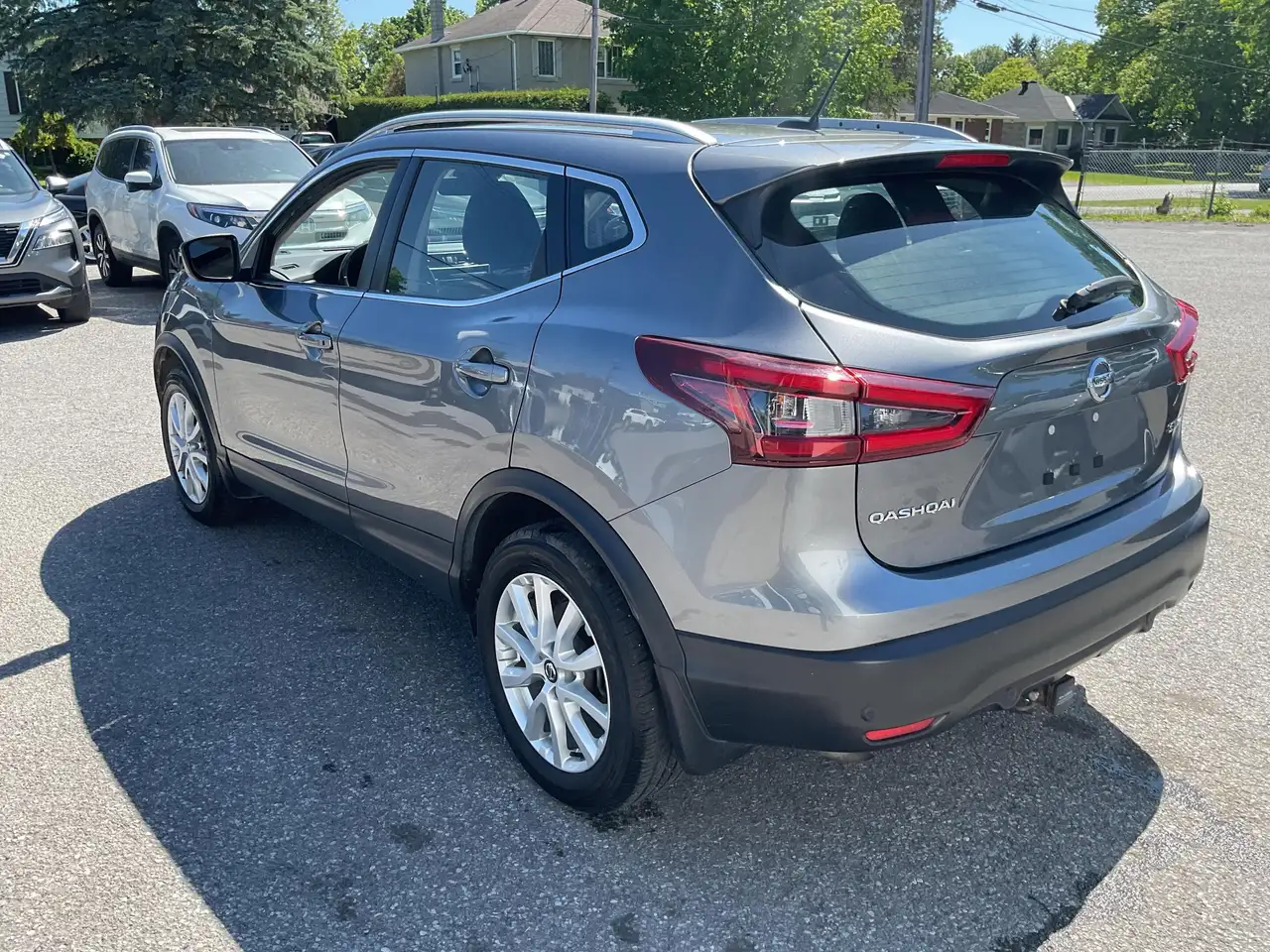 Nissan Qashqai снимка Nissan Qashqai