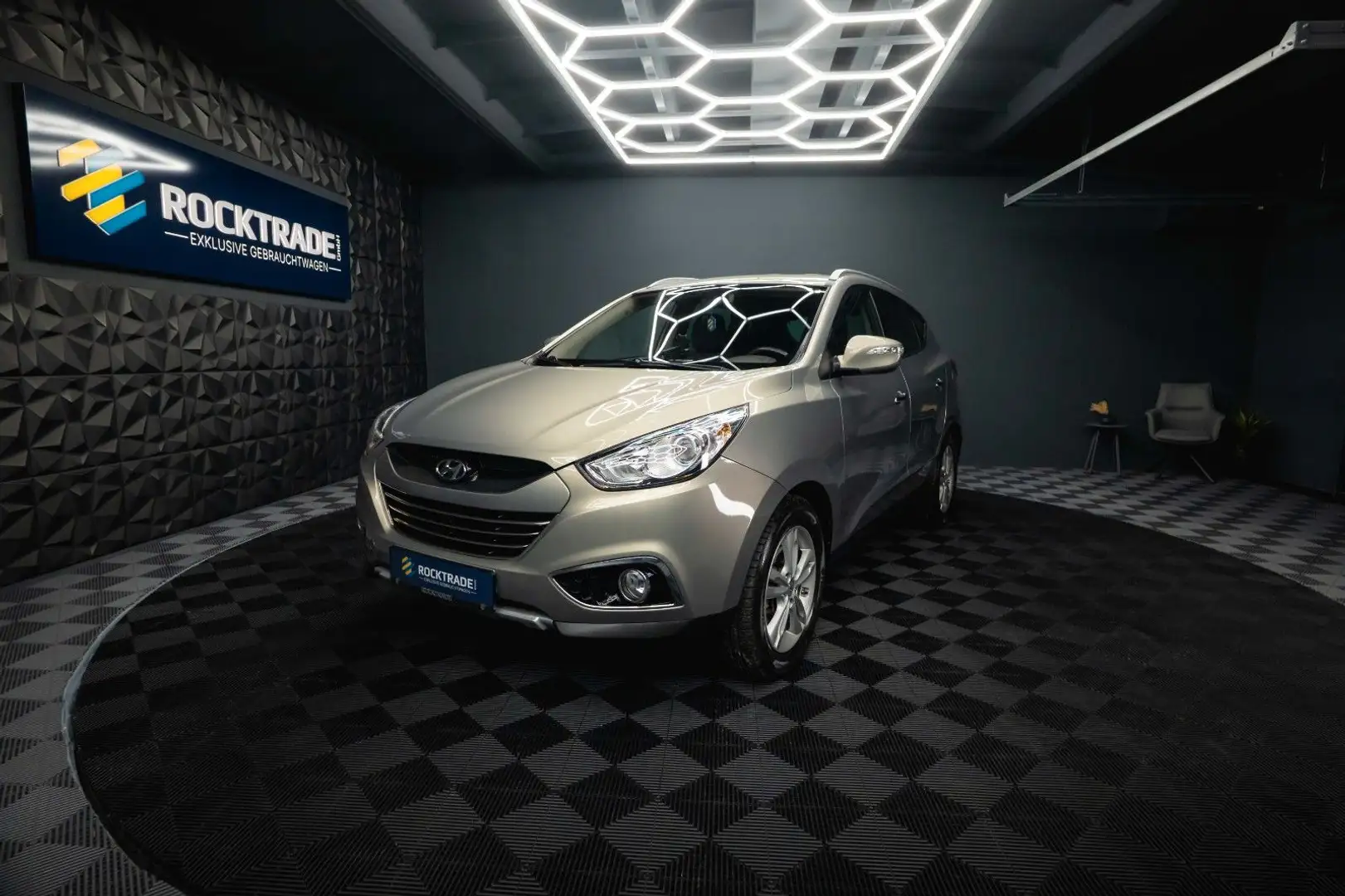 Hyundai iX35 Premium AWD Autom. *Kamera*Navi*TÜV Neu*LED Argent - 2