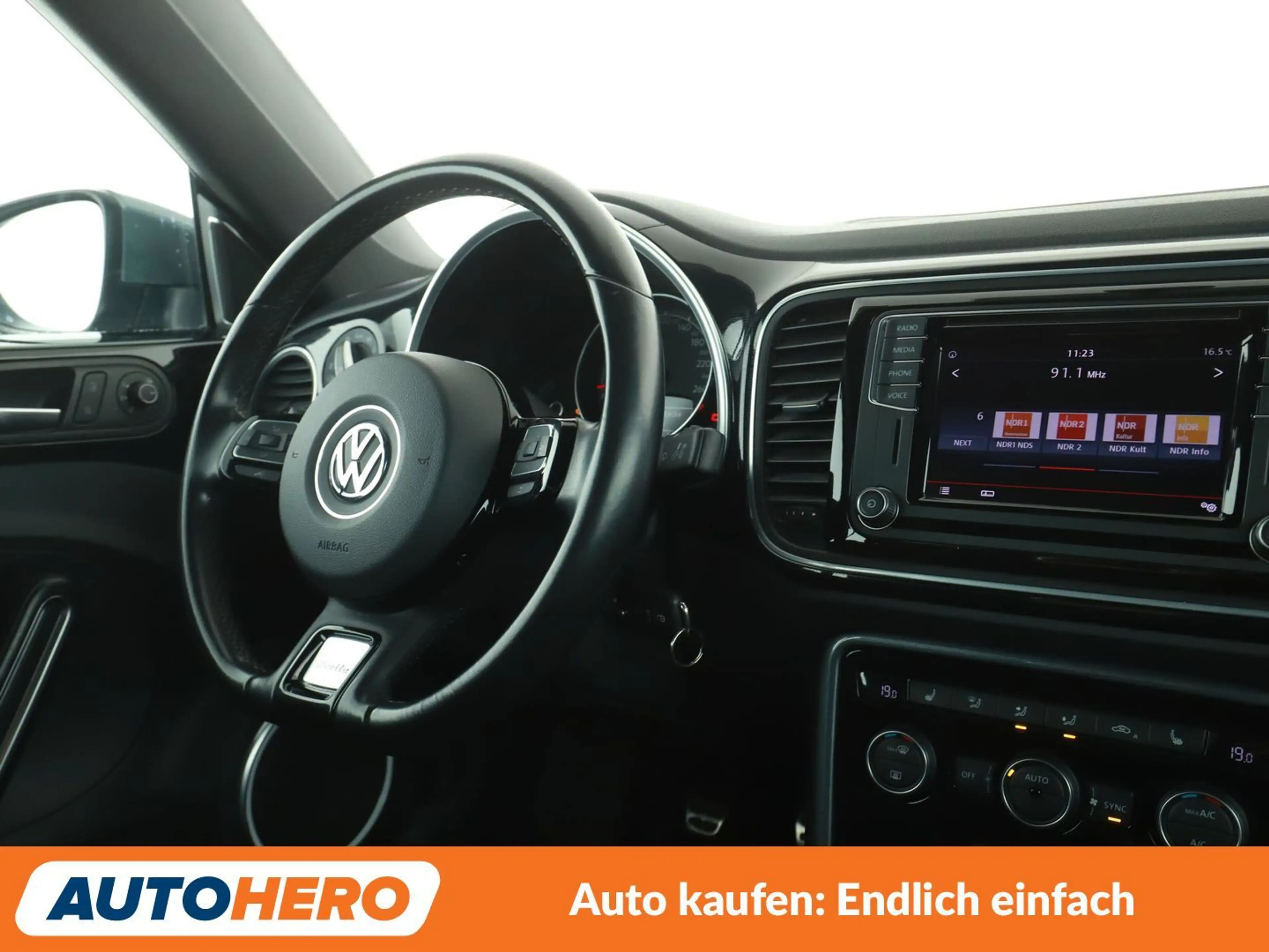 Volkswagen Beetle 1.2 TSI Sound BlueMotion Tech*NAVI*TEMPO* — photo 13