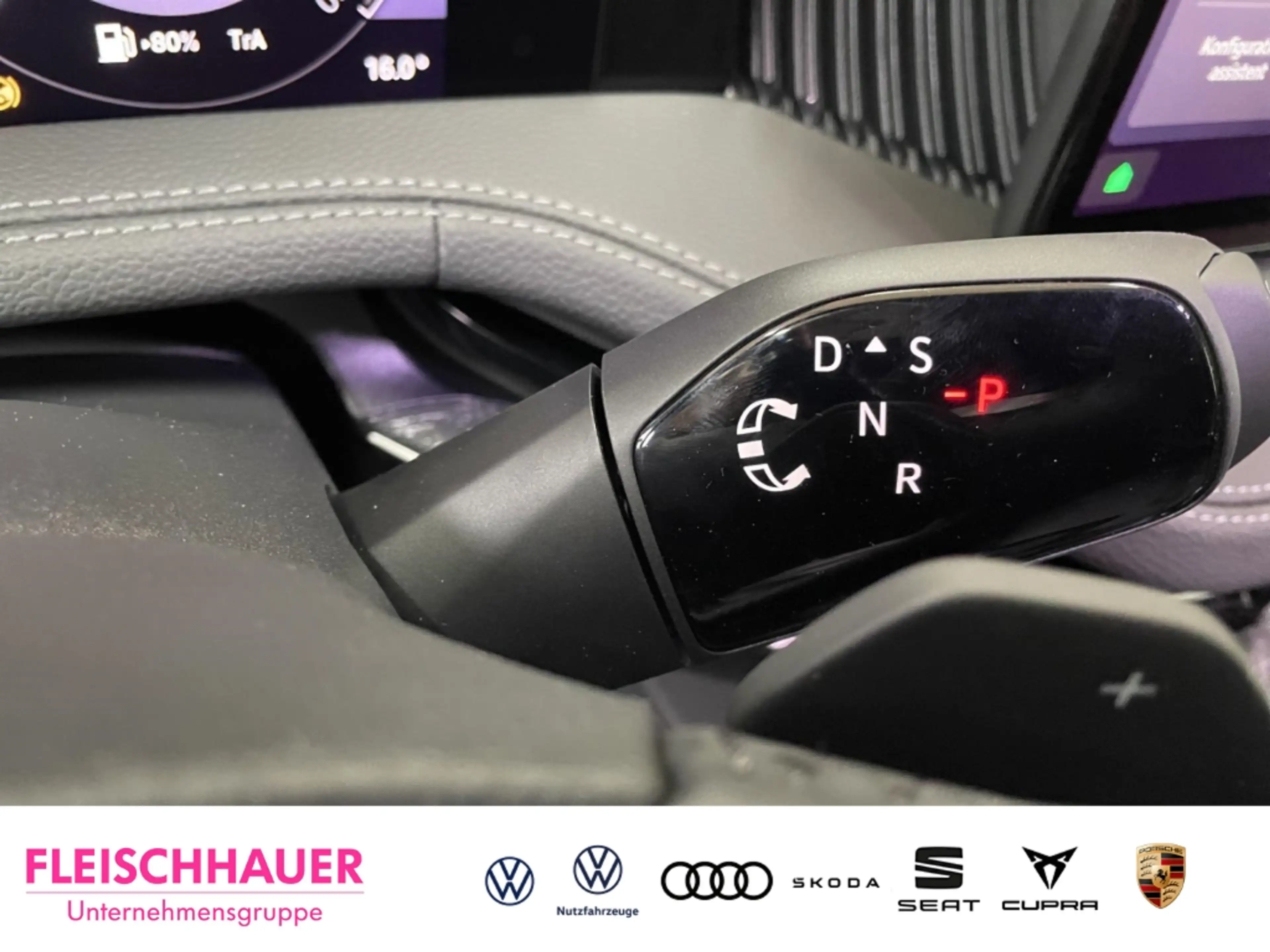 Skoda Superb Combi Selection 2,0 TDI AHK Standhzg. LED — photo 14