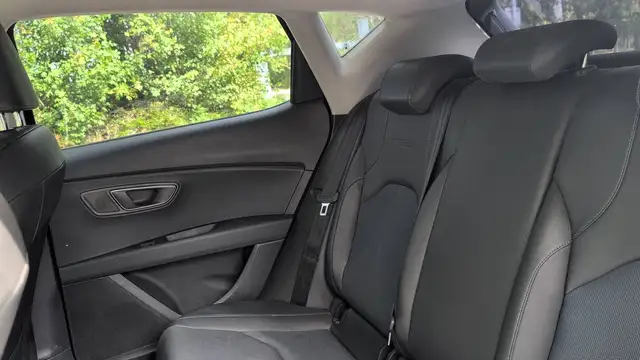 SEAT Leon view 9