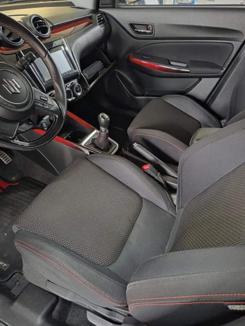 Suzuki Swift 1.4 Sport Boosterjet Airco Schwarz - 2