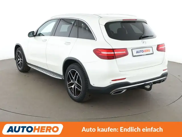 Mercedes-Benz GLC view 4