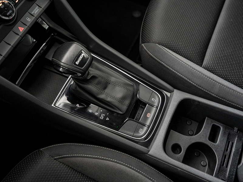 Skoda Karoq 1.5 TSI Tour DSG Kessy pACC SmartLink S — photo 9