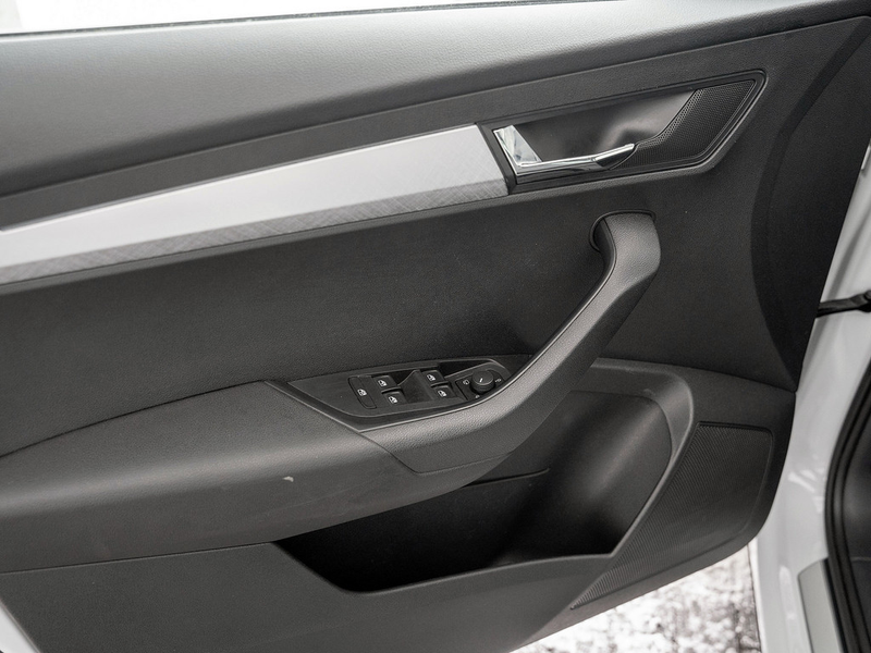 Skoda Karoq 1.5 TSI Tour DSG Kessy pACC SmartLink S — photo 13