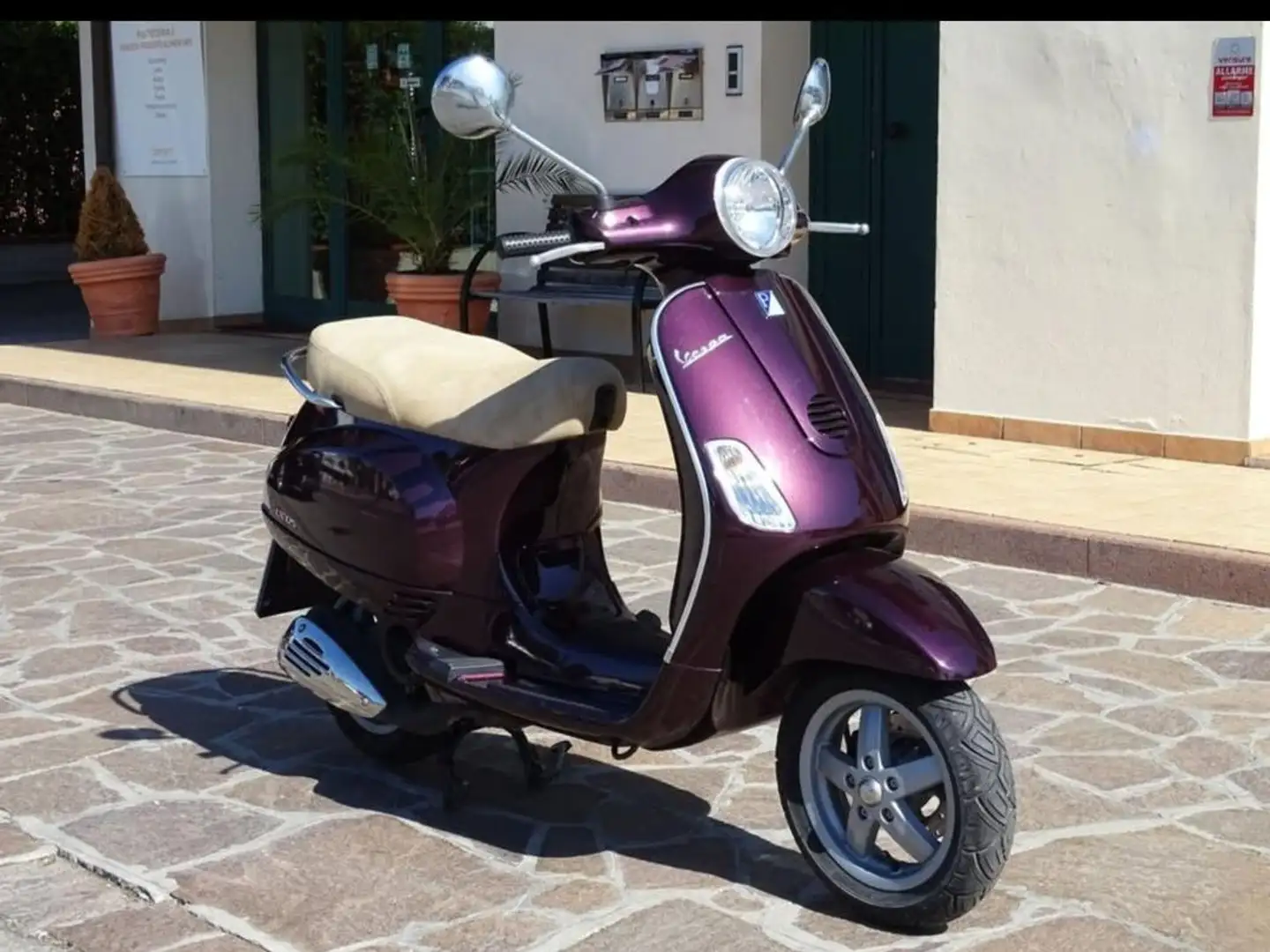 Vespa LX 125 Touring - 1