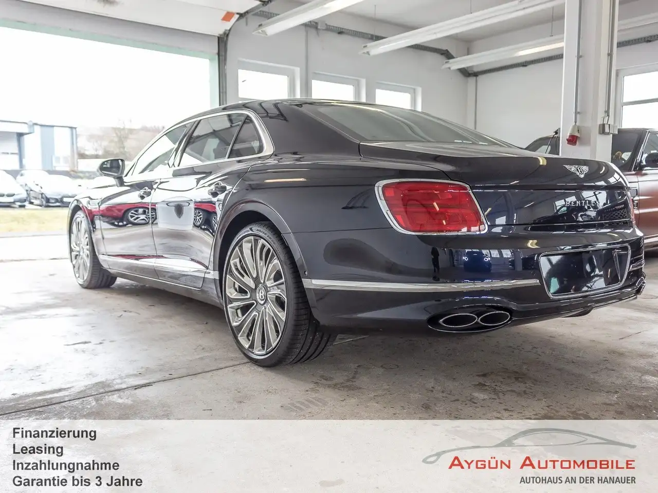Bentley Flying Spur 2024